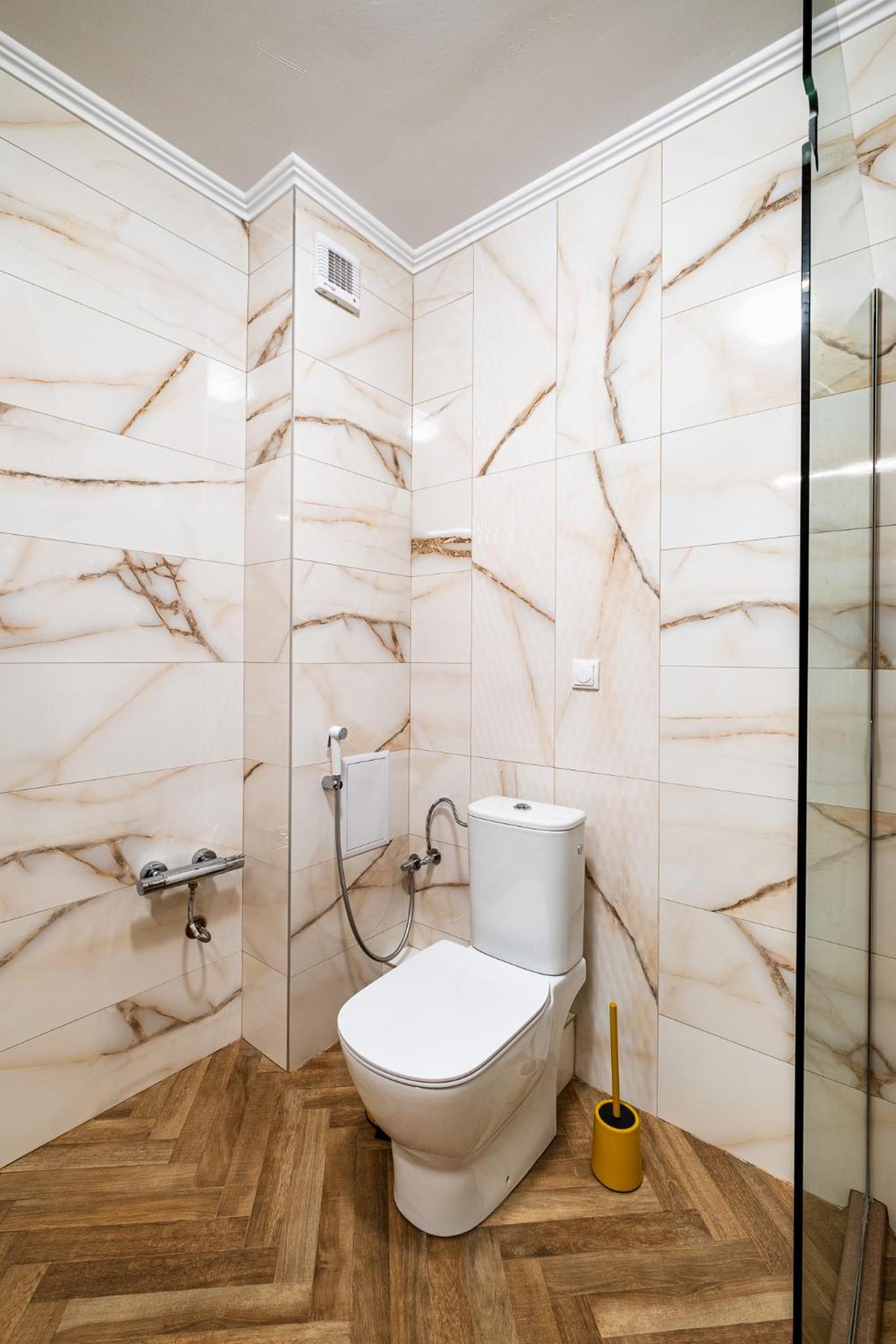 Metalex Garden 2bdrm Luxury Apartment