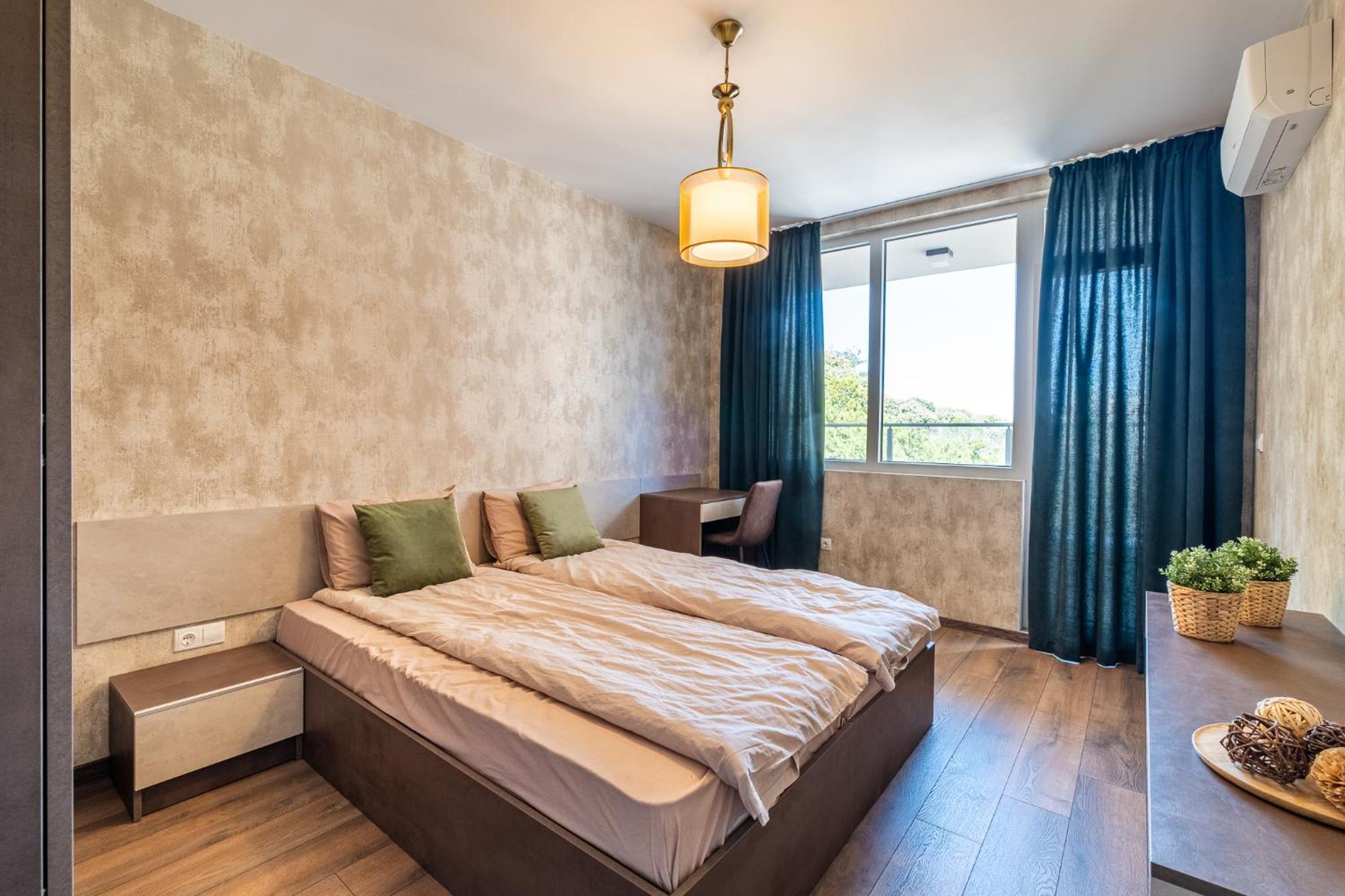 Metalex Garden 2bdrm Luxury Apartment