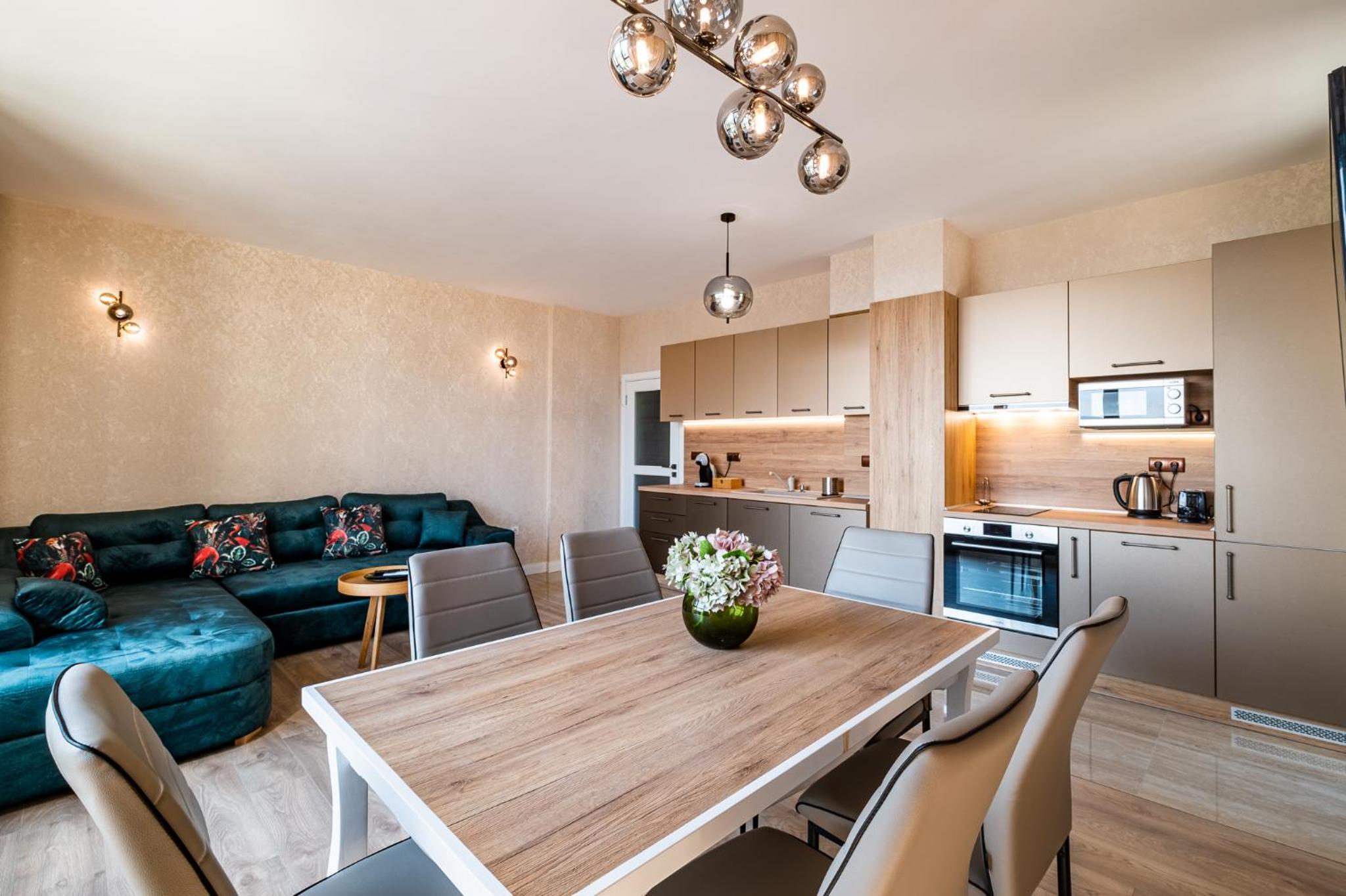 Metalex Garden 2bdrm Luxury Apartment