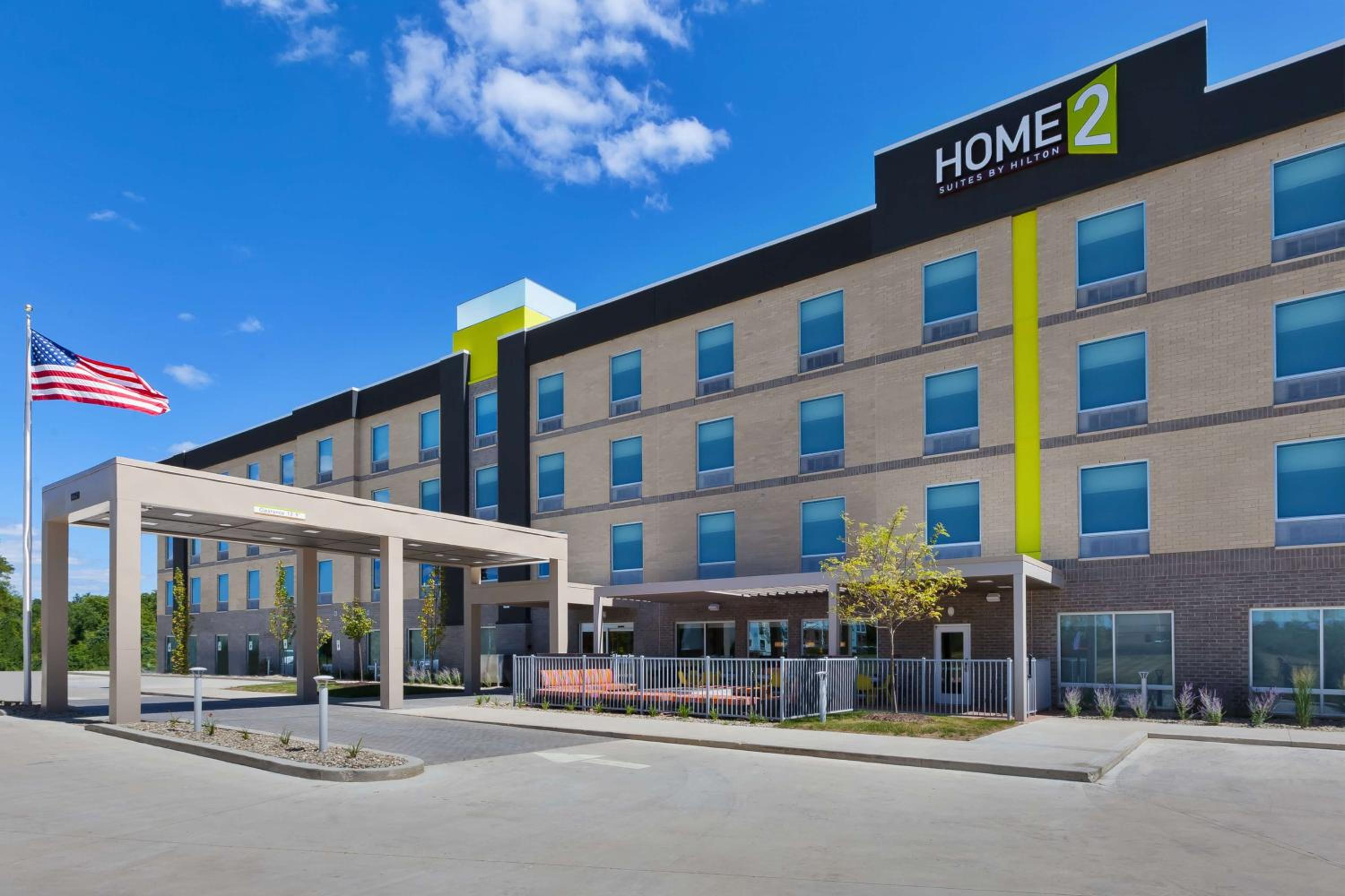 Coldwater Vacations - Home2 Suites By Hilton Battle Creek, Mi - Property Image 1