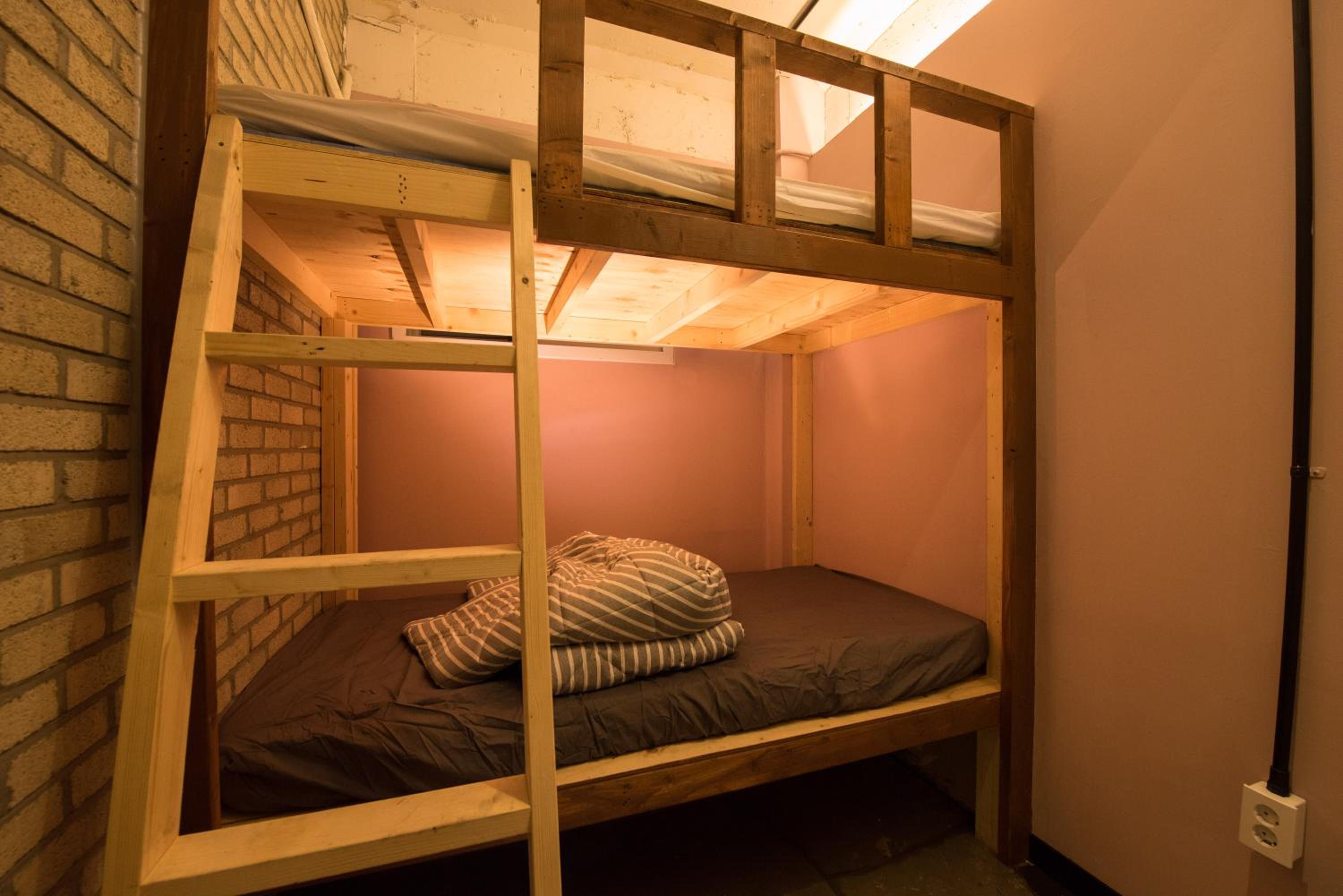 INNO Hostel & Pub Lounge Hongdae 38