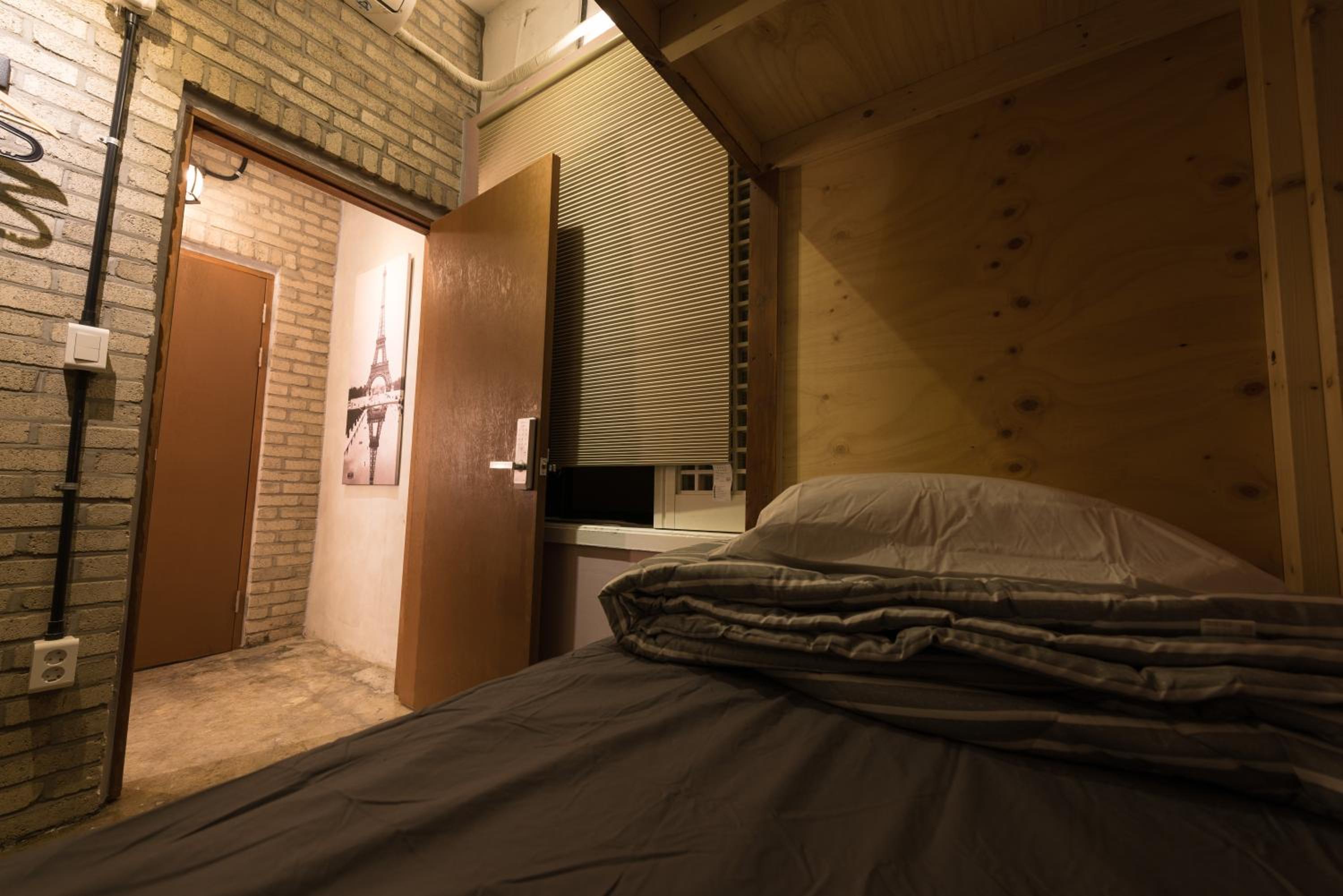 INNO Hostel & Pub Lounge Hongdae 49