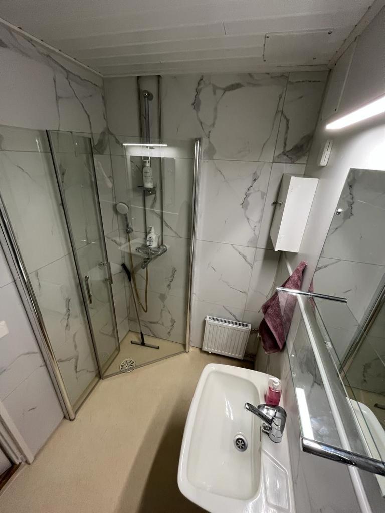 Photo 19