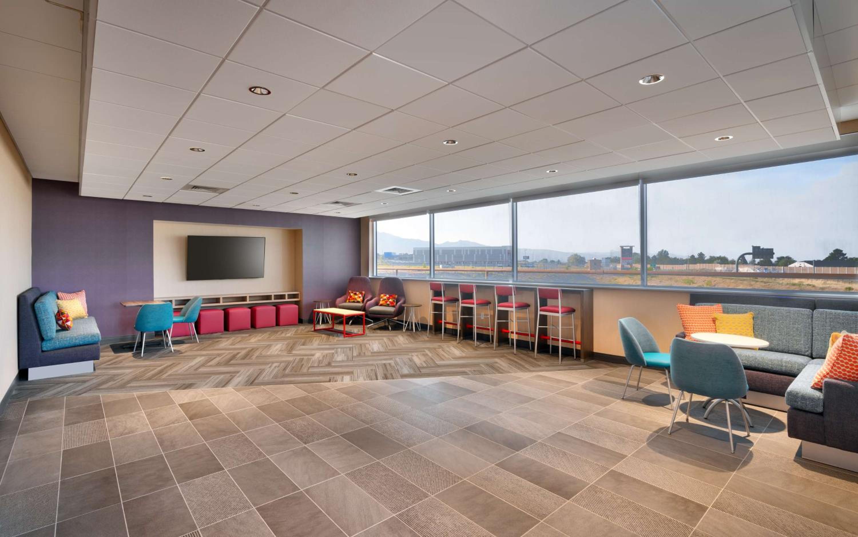 Tru By Hilton Clearfield Hill Air Force Base, Ut - Property Image 19