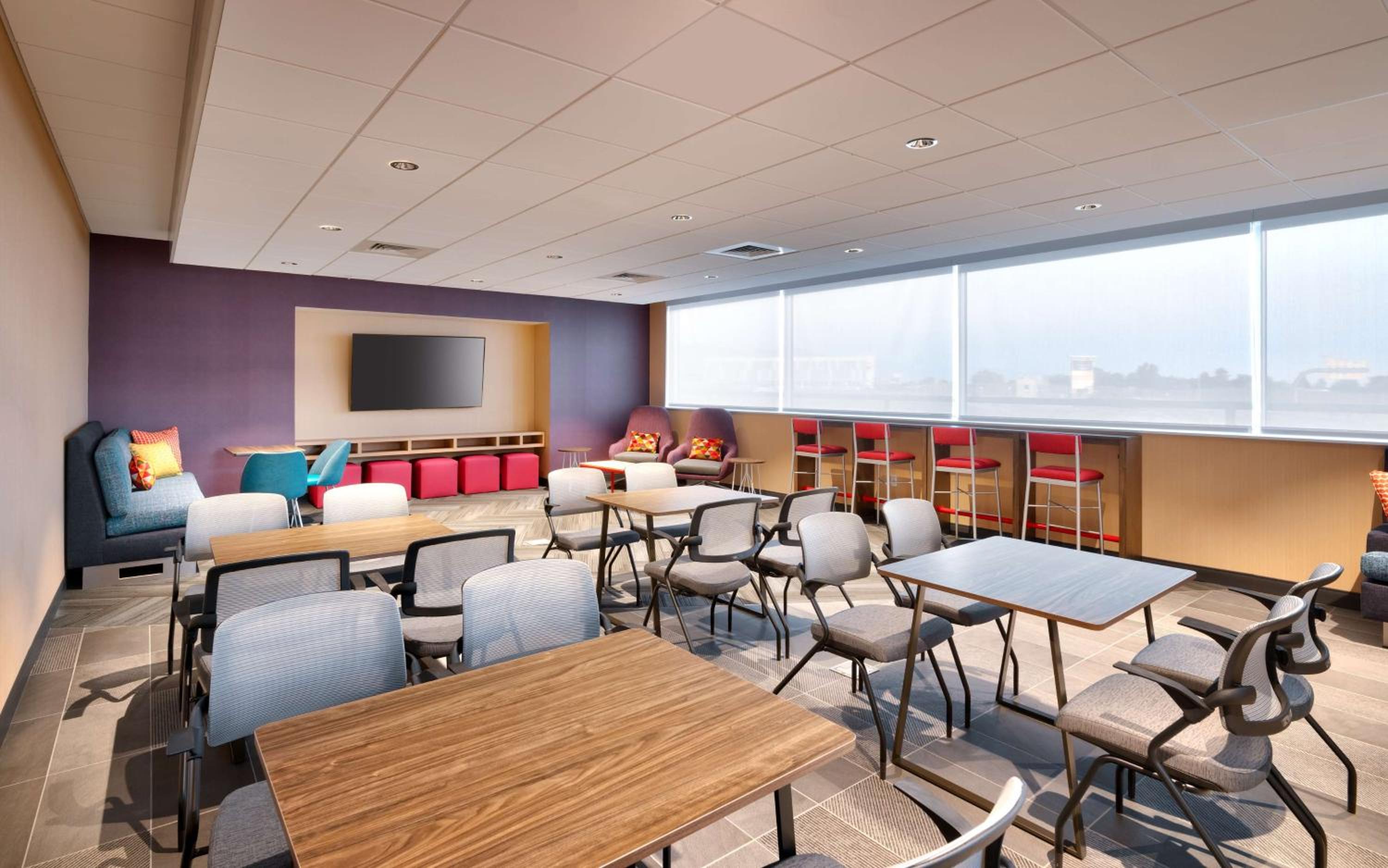 Tru By Hilton Clearfield Hill Air Force Base, Ut - Property Image 23