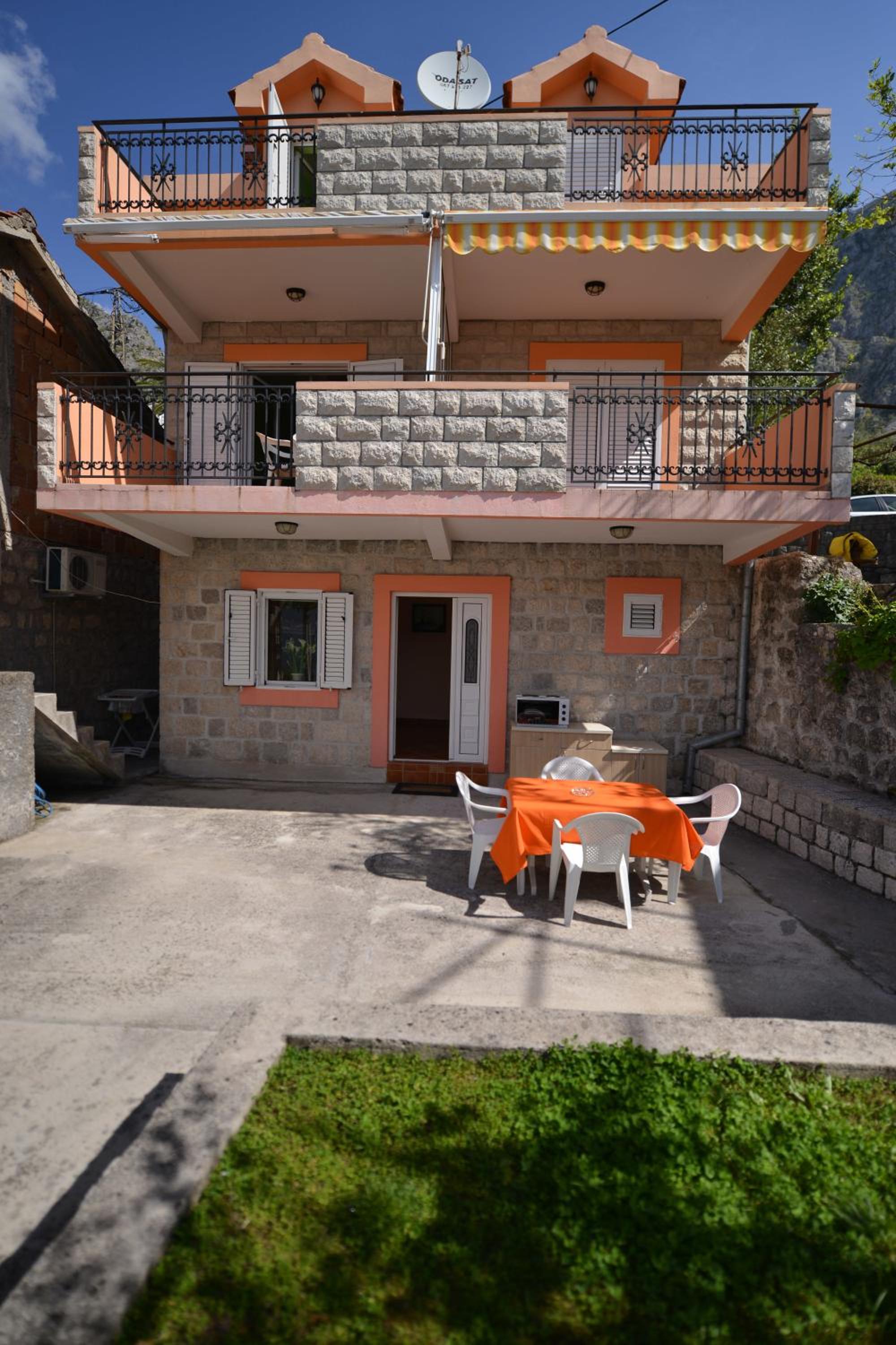 Apartments Goran