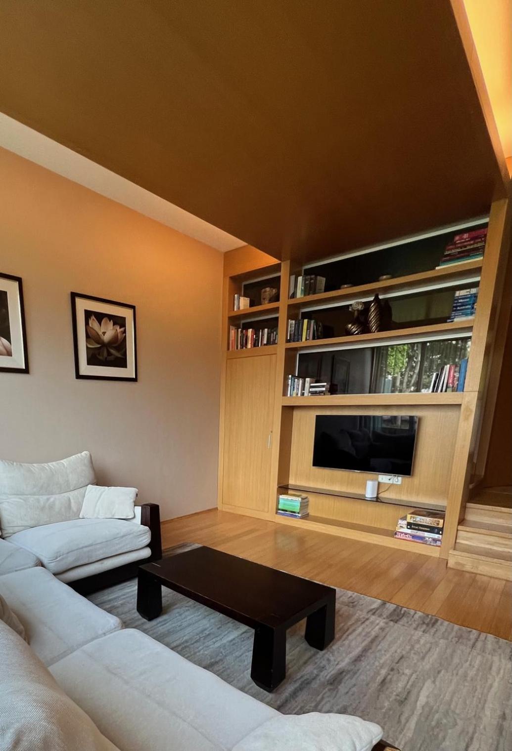 Sausoji Apartment