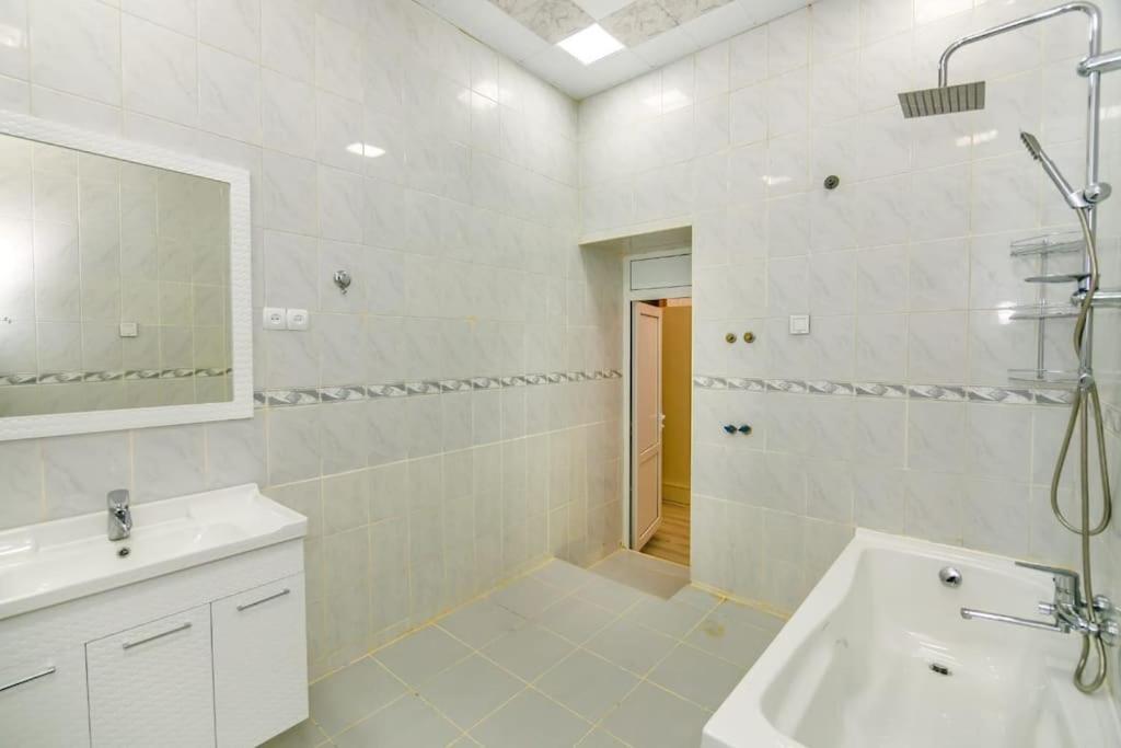 Baku Apartment Ramashka