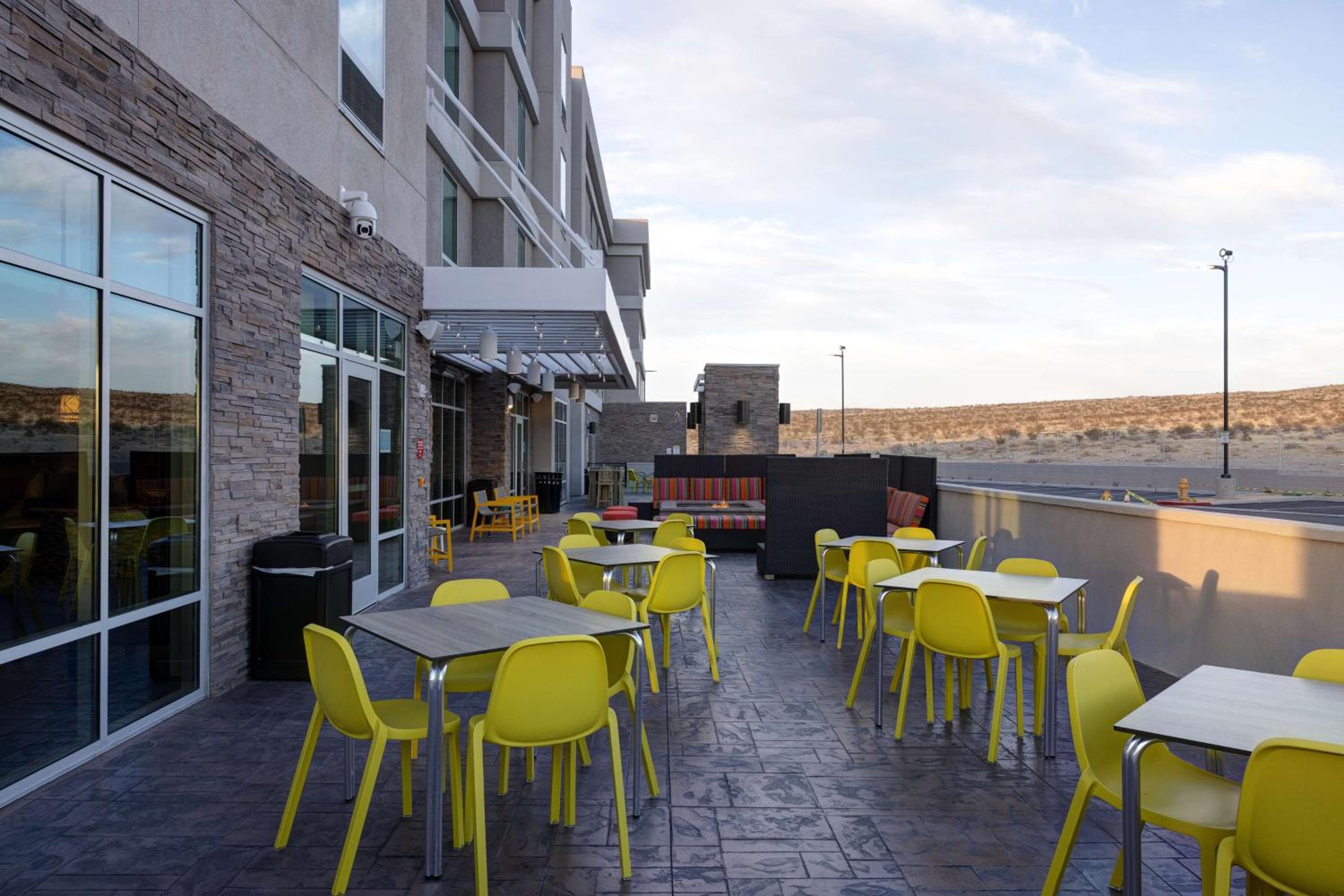 Barstow Vacations - Home2 Suites By Hilton Barstow, Ca - Property Image 11