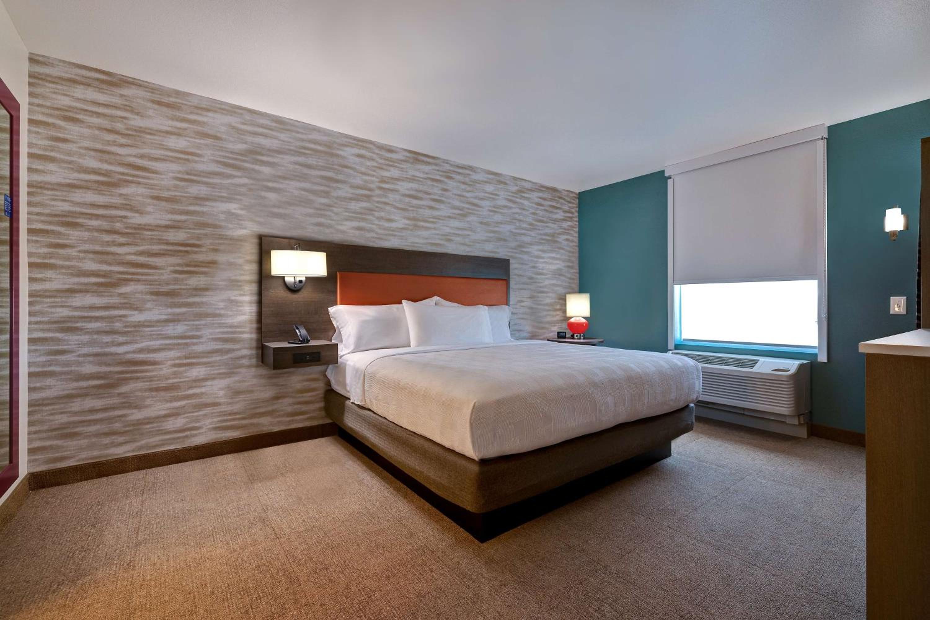 Barstow Vacations - Home2 Suites By Hilton Barstow, Ca - Property Image 4