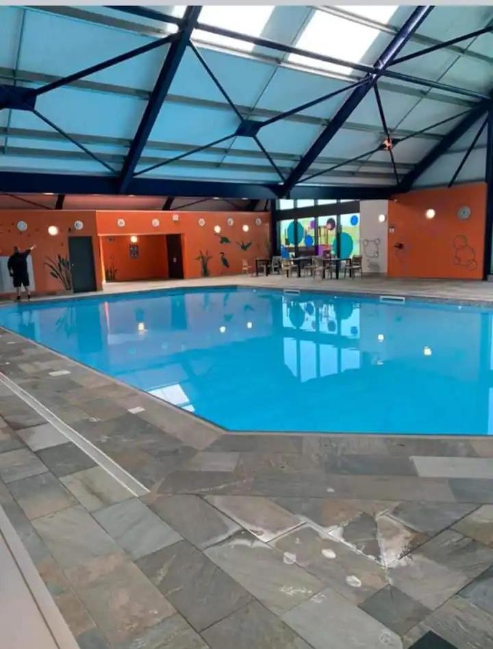 Chichester Lakeside Holiday Park Lakefront Lodge