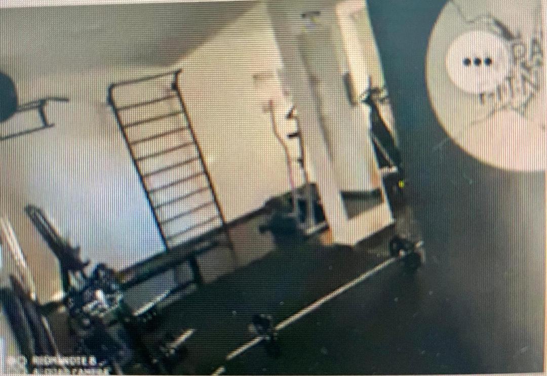 Apartamento moderno com 03 quartos e 02 garagens