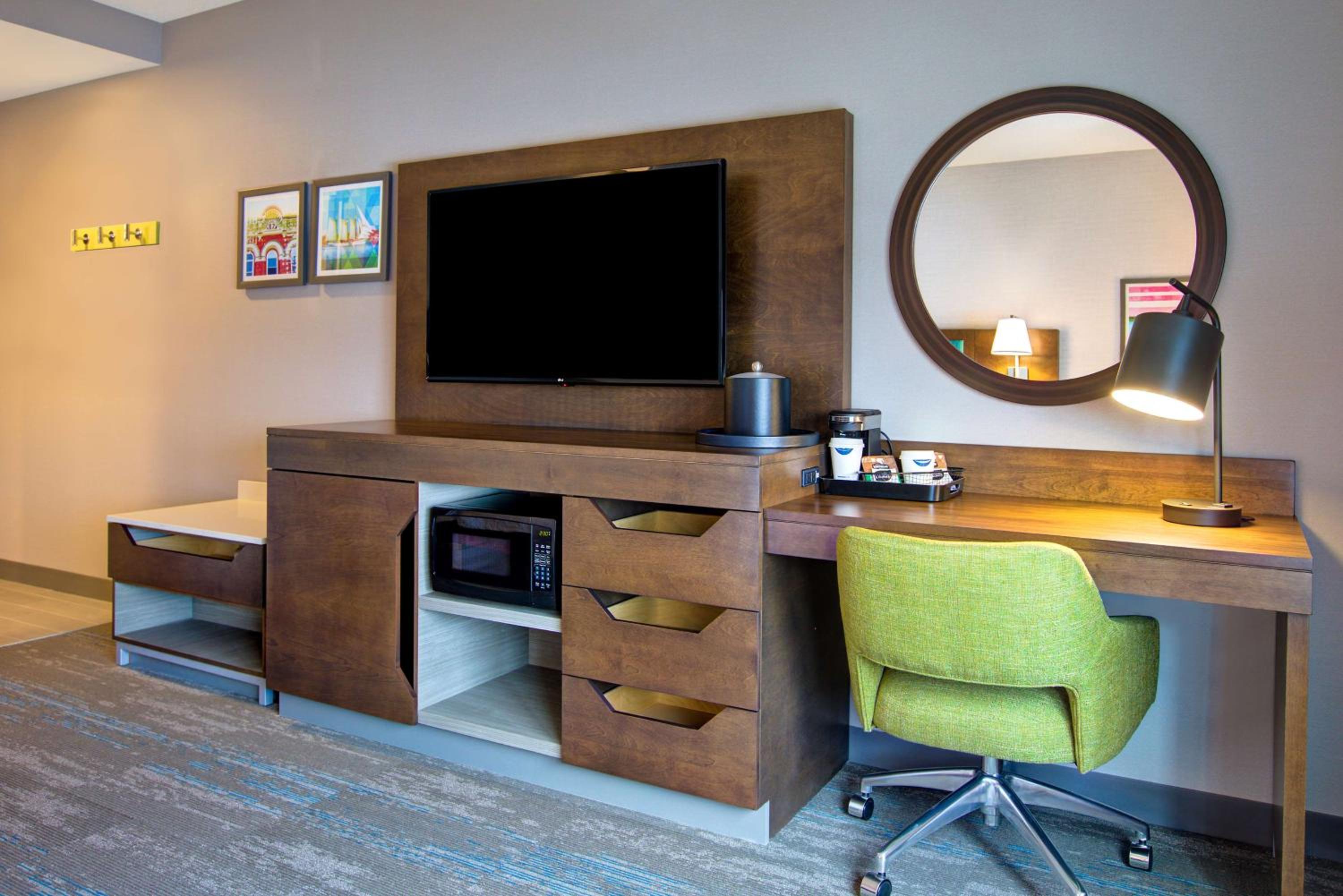 Brockville Vacations - Hampton Inn Brockville, On - Property Image 34