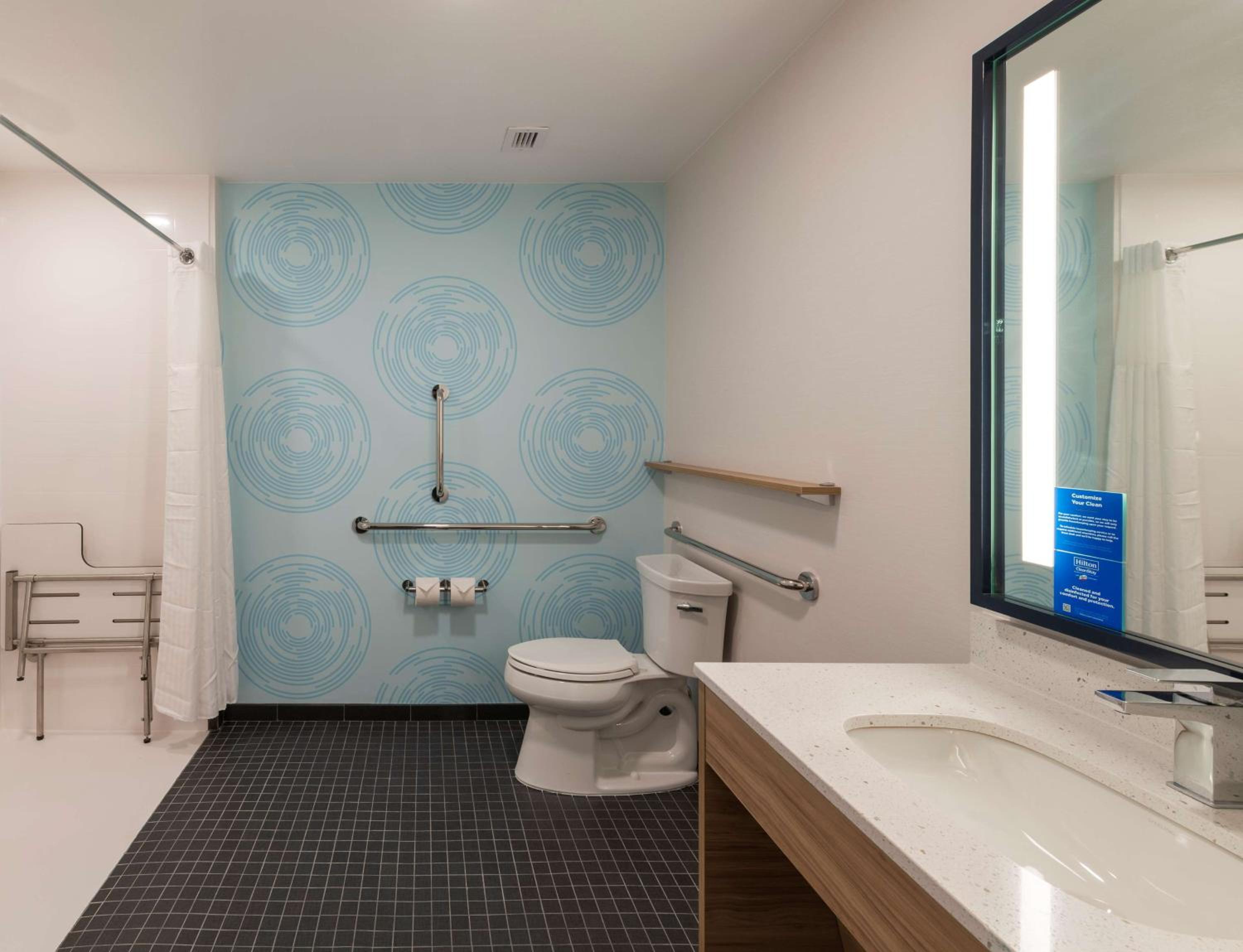 Glendale Vacations - Tru By Hilton Phoenix Glendale Westgate - Property Image 7