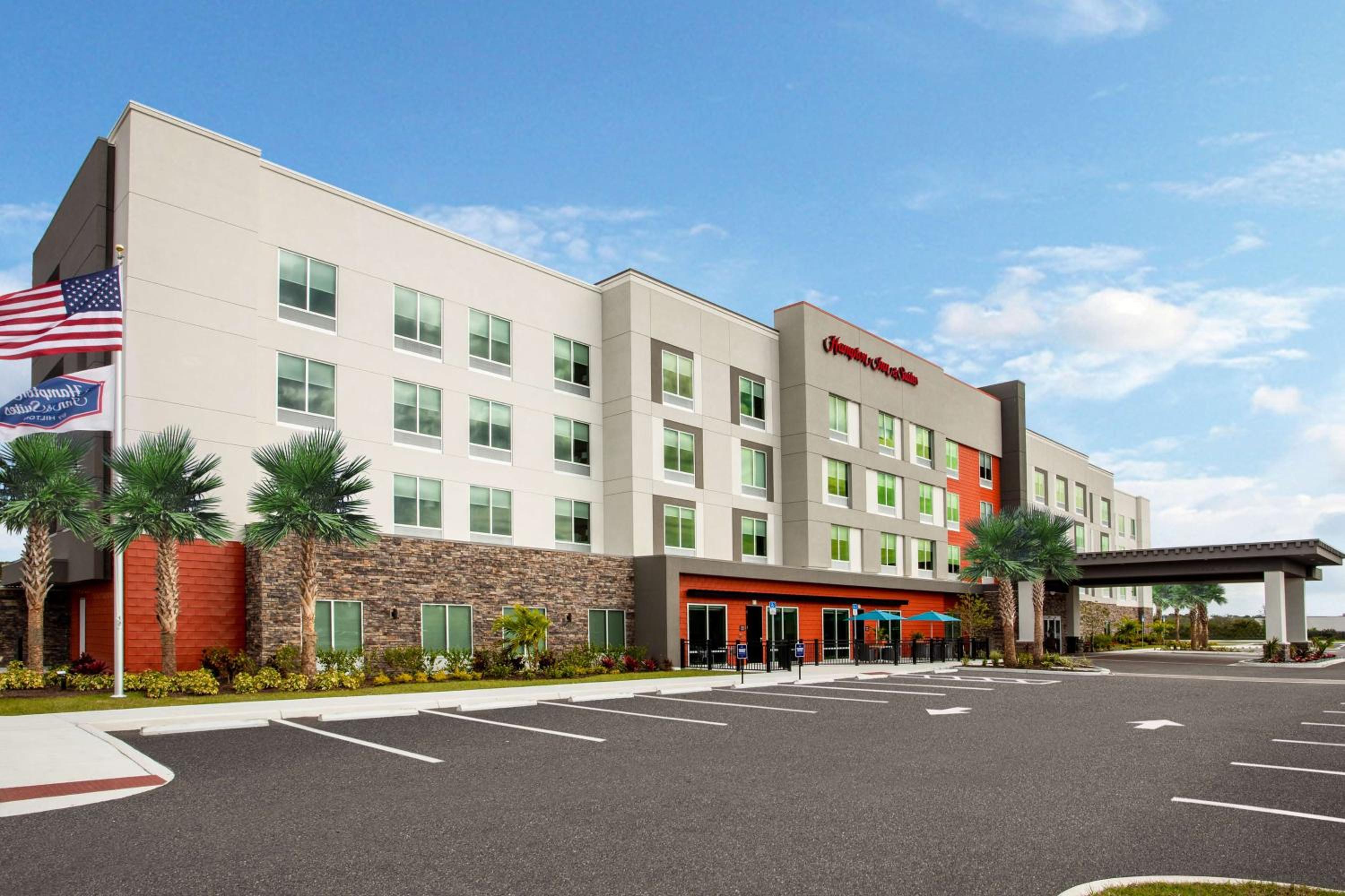 Punta Gorda Vacations - Hampton Inn  Suites North Port, Fl - Property Image 1