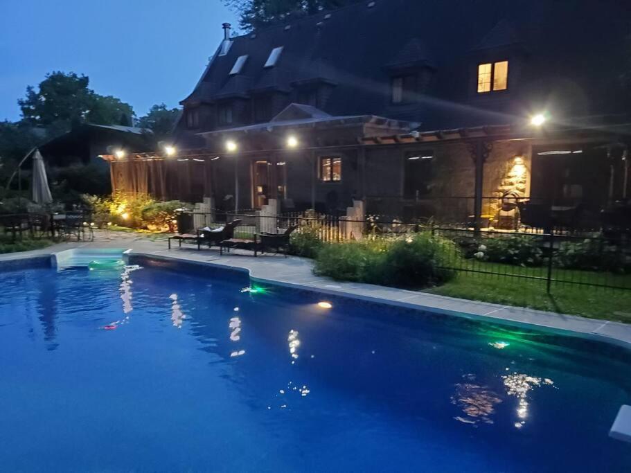 Amazing 8BR Suites Waterview House & SPA