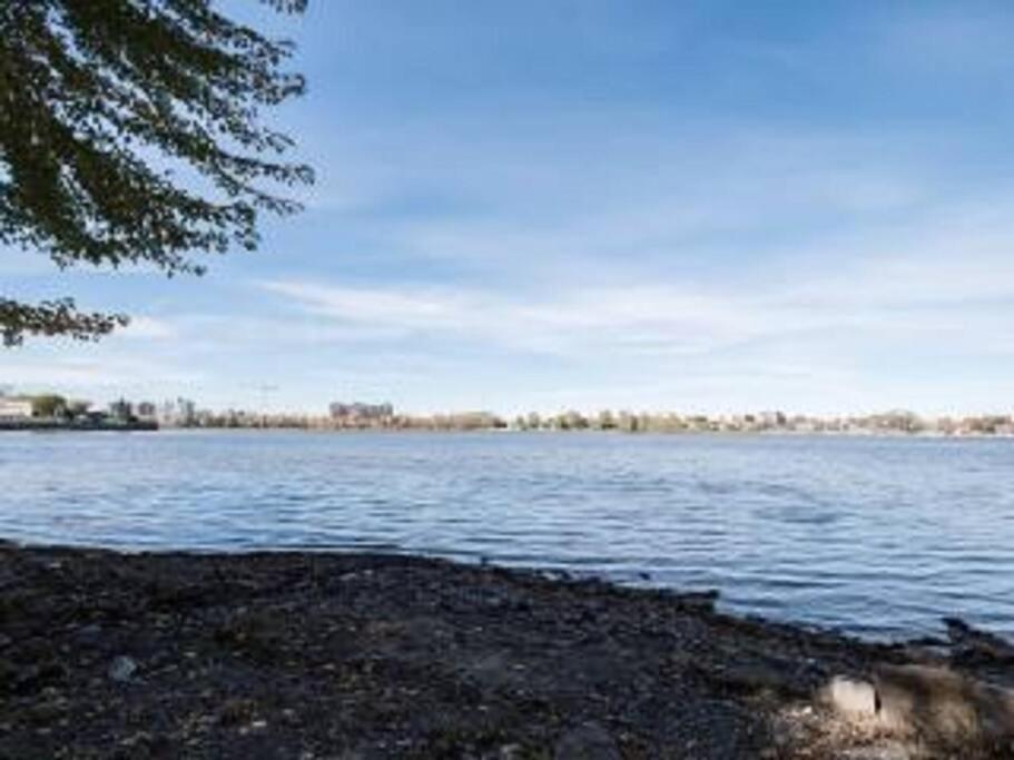 Amazing 8BR Suites Waterview House & SPA