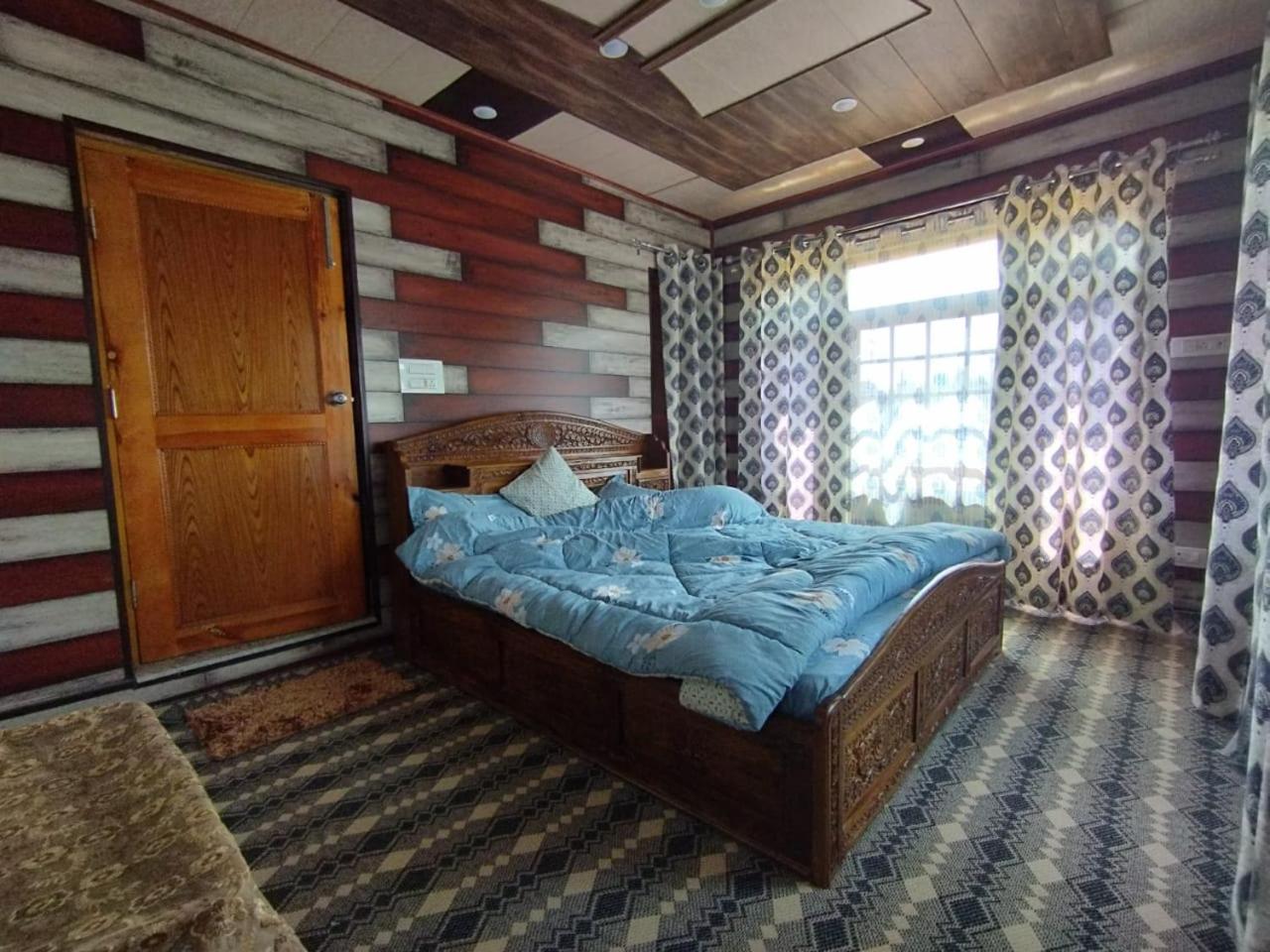 Photo 7