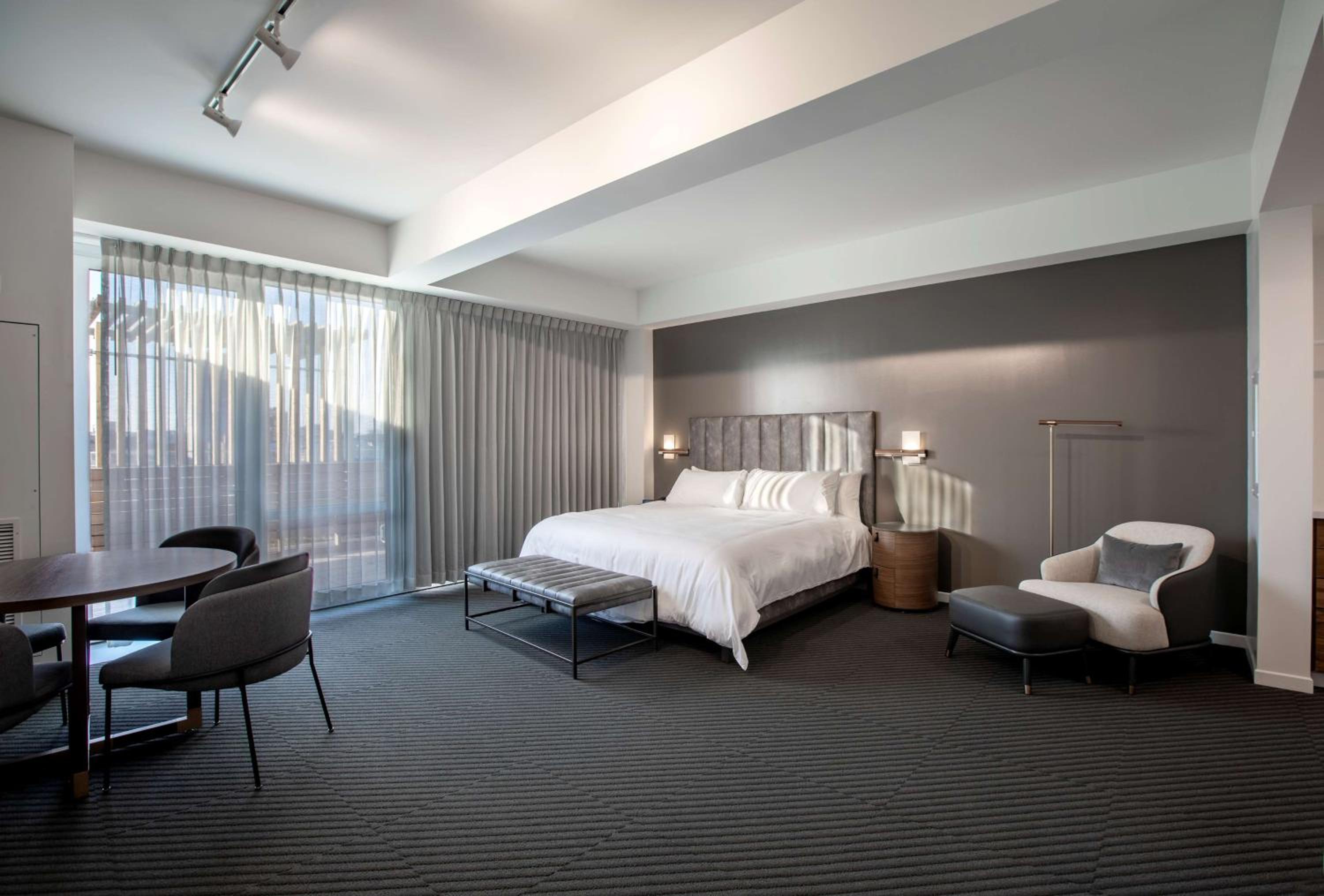 Cedar Rapids Vacations - Hotel Chauncey Iowa City, Tapestry Collection by Hilton - Property Image 5