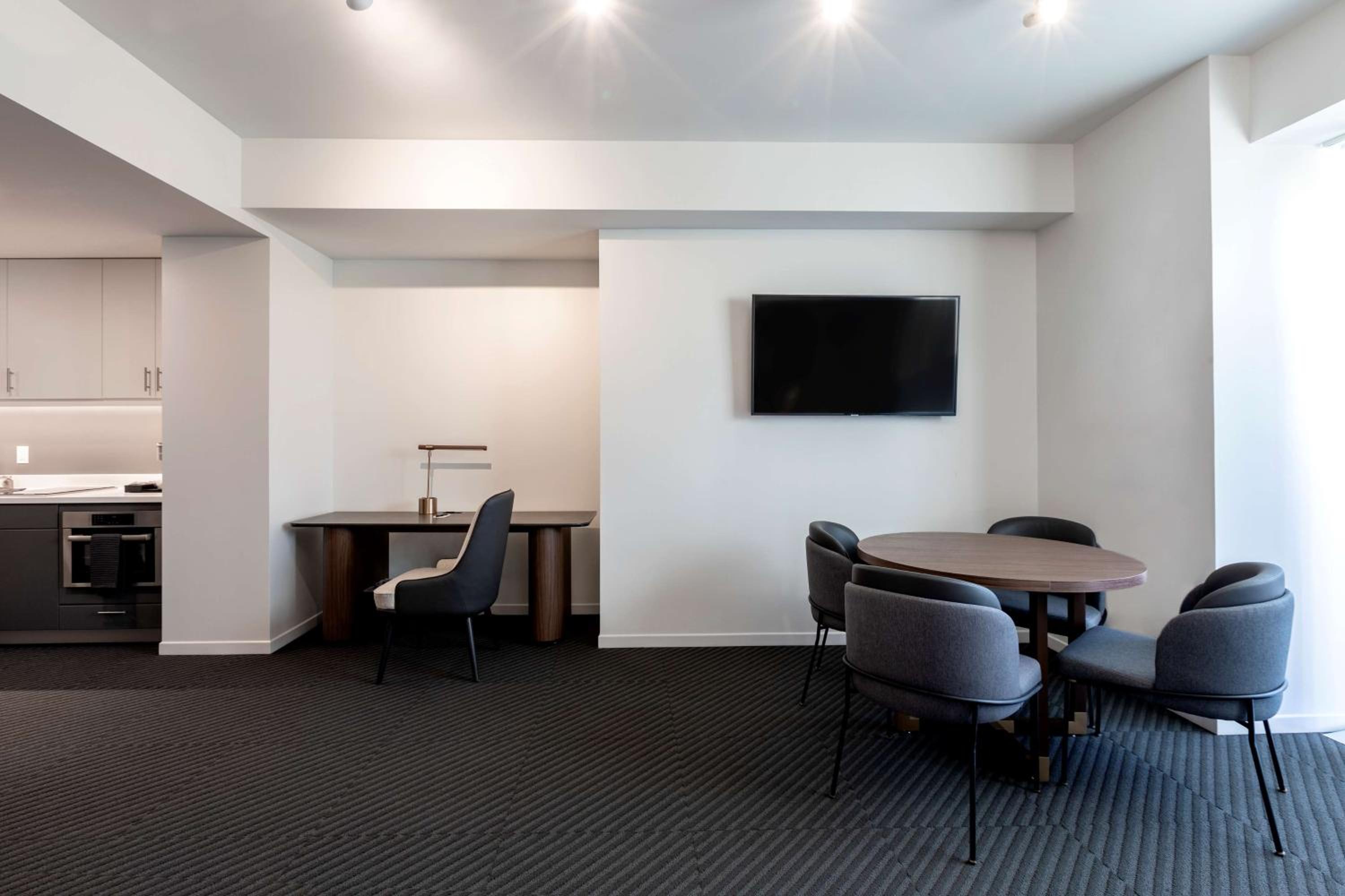 Cedar Rapids Vacations - Hotel Chauncey Iowa City, Tapestry Collection by Hilton - Property Image 4