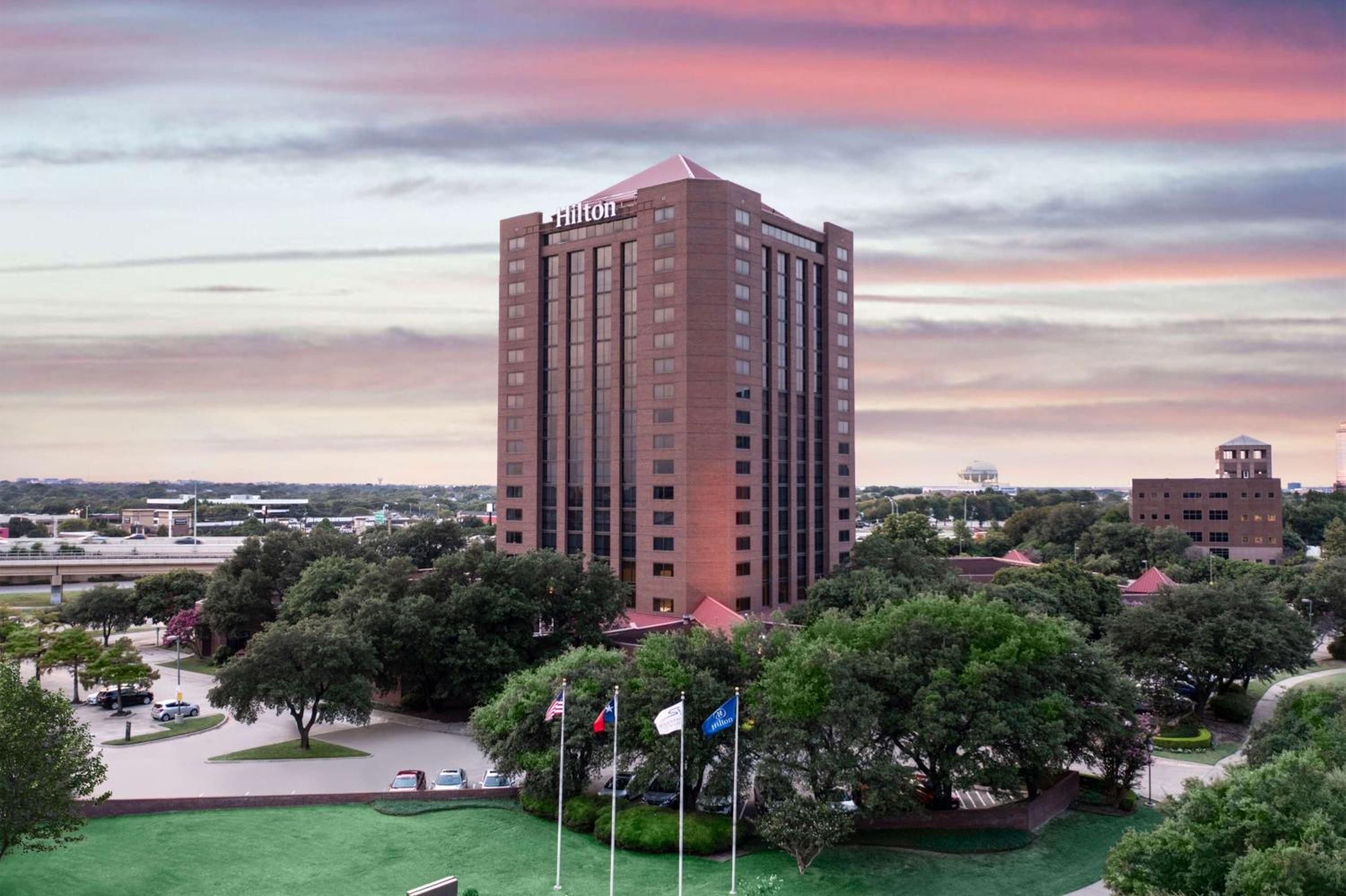 Hotel Hilton Richardson Dallas, TX - Image 1