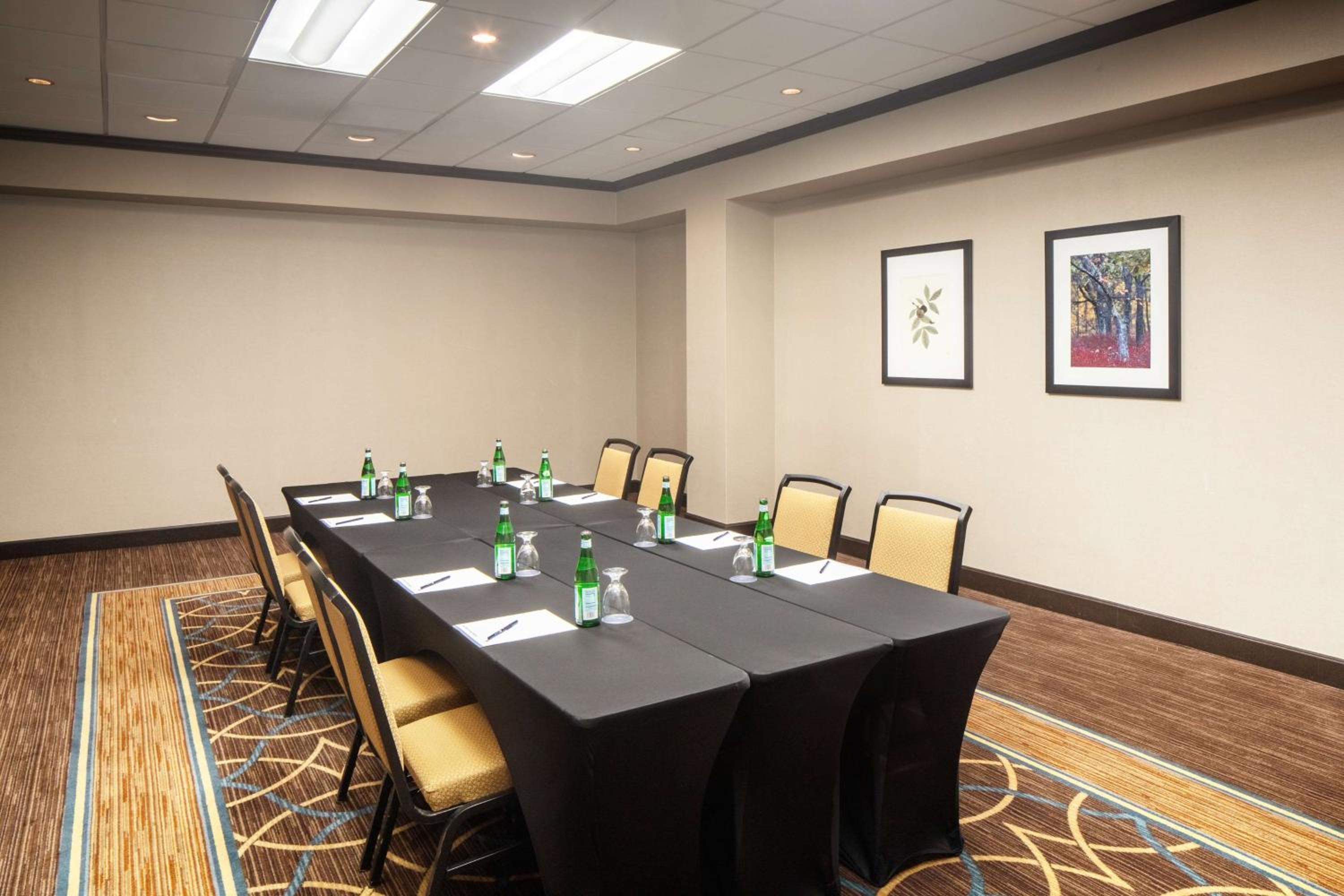 DoubleTree by Hilton Silver Spring Washington DC North - Property Image 5