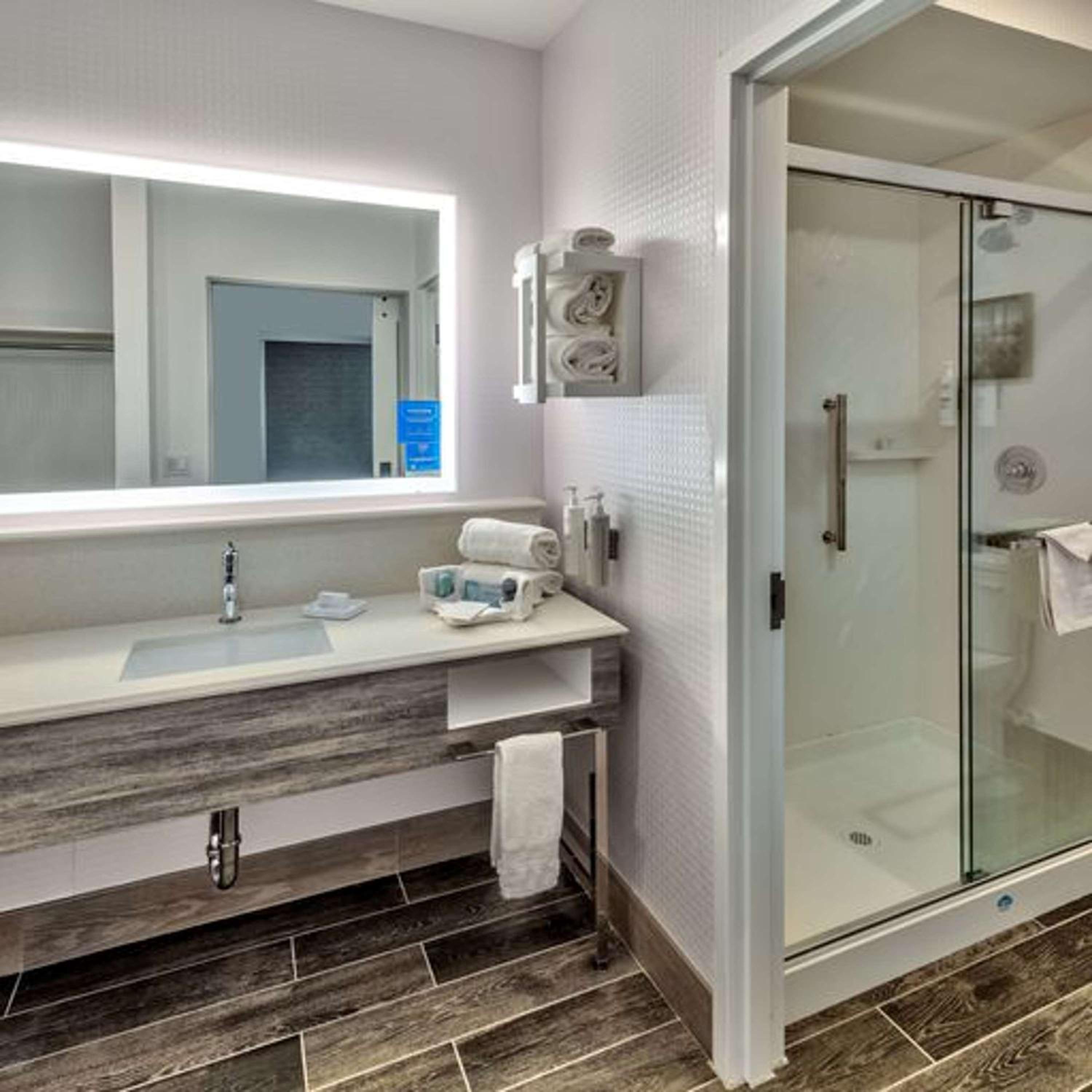 Lake Tahoe Vacations - Hampton Inn Suites South Lake Tahoe - Property Image 10