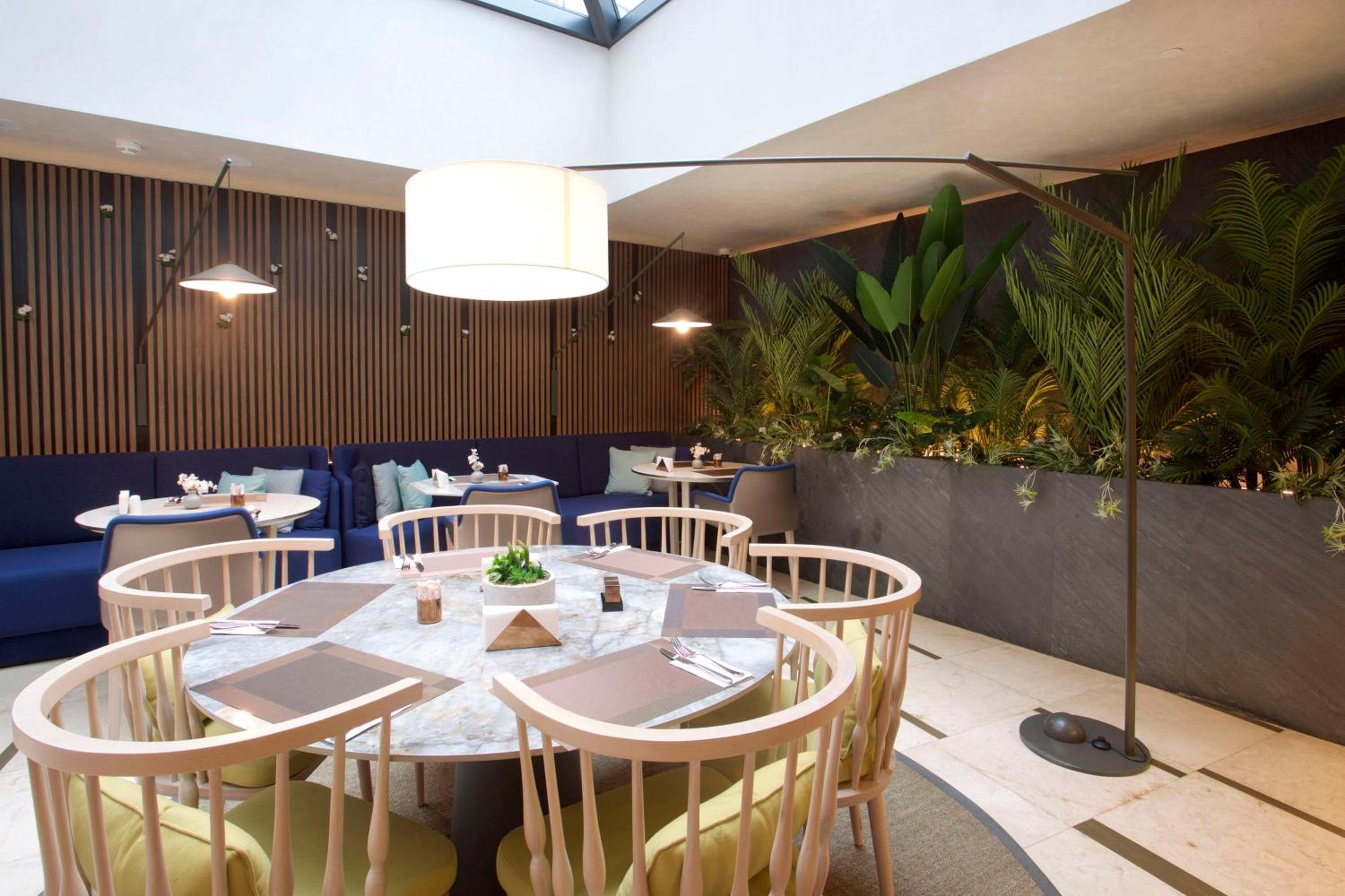 Hampton By Hilton İstanbul Eski Şehir - Image 12