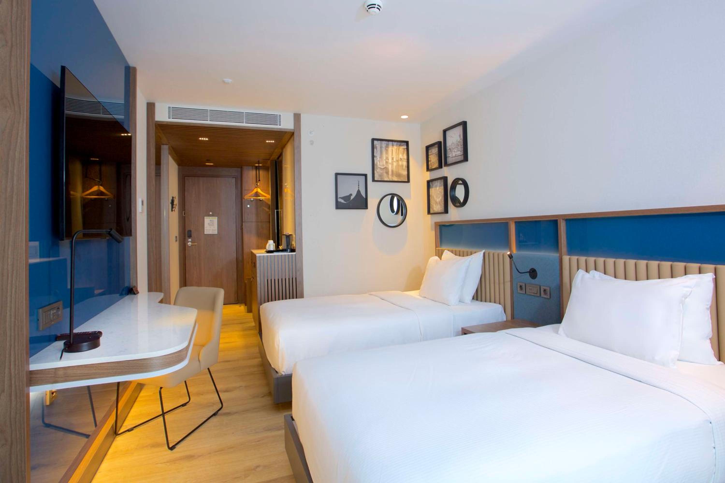 Hampton By Hilton İstanbul Eski Şehir - Image 40