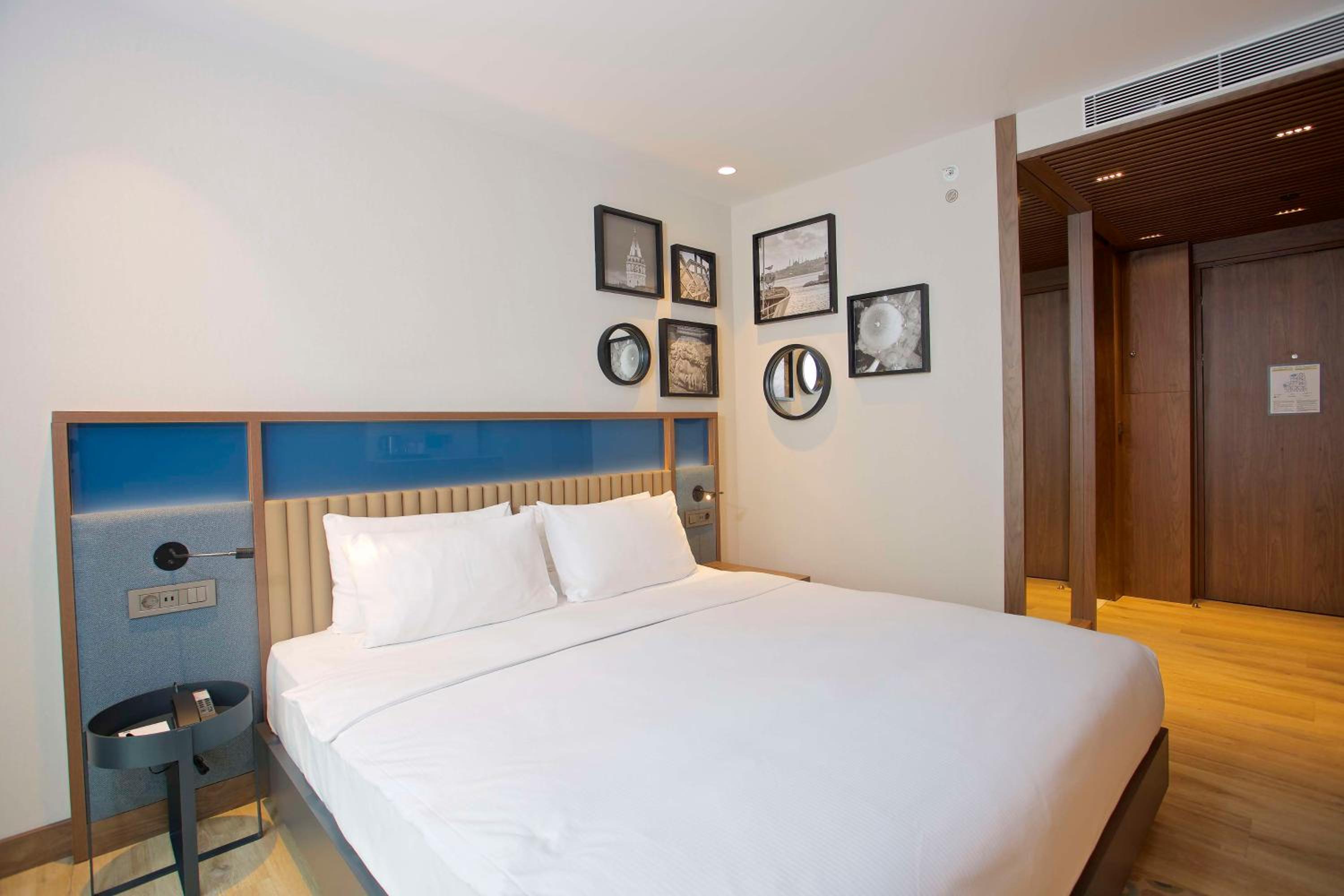 Hampton By Hilton İstanbul Eski Şehir - Image 24