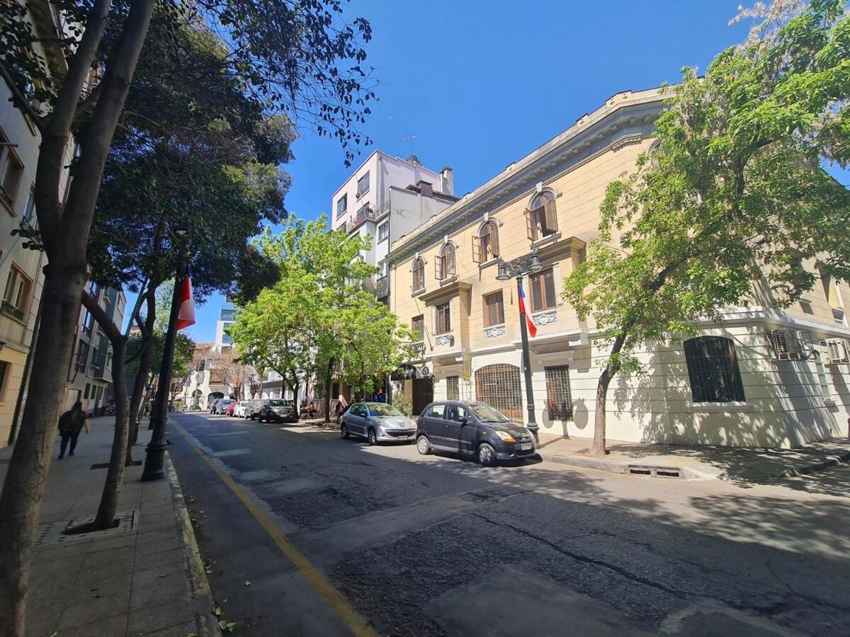 Oceana Suites Lastarria, en cerro Santa Lucia