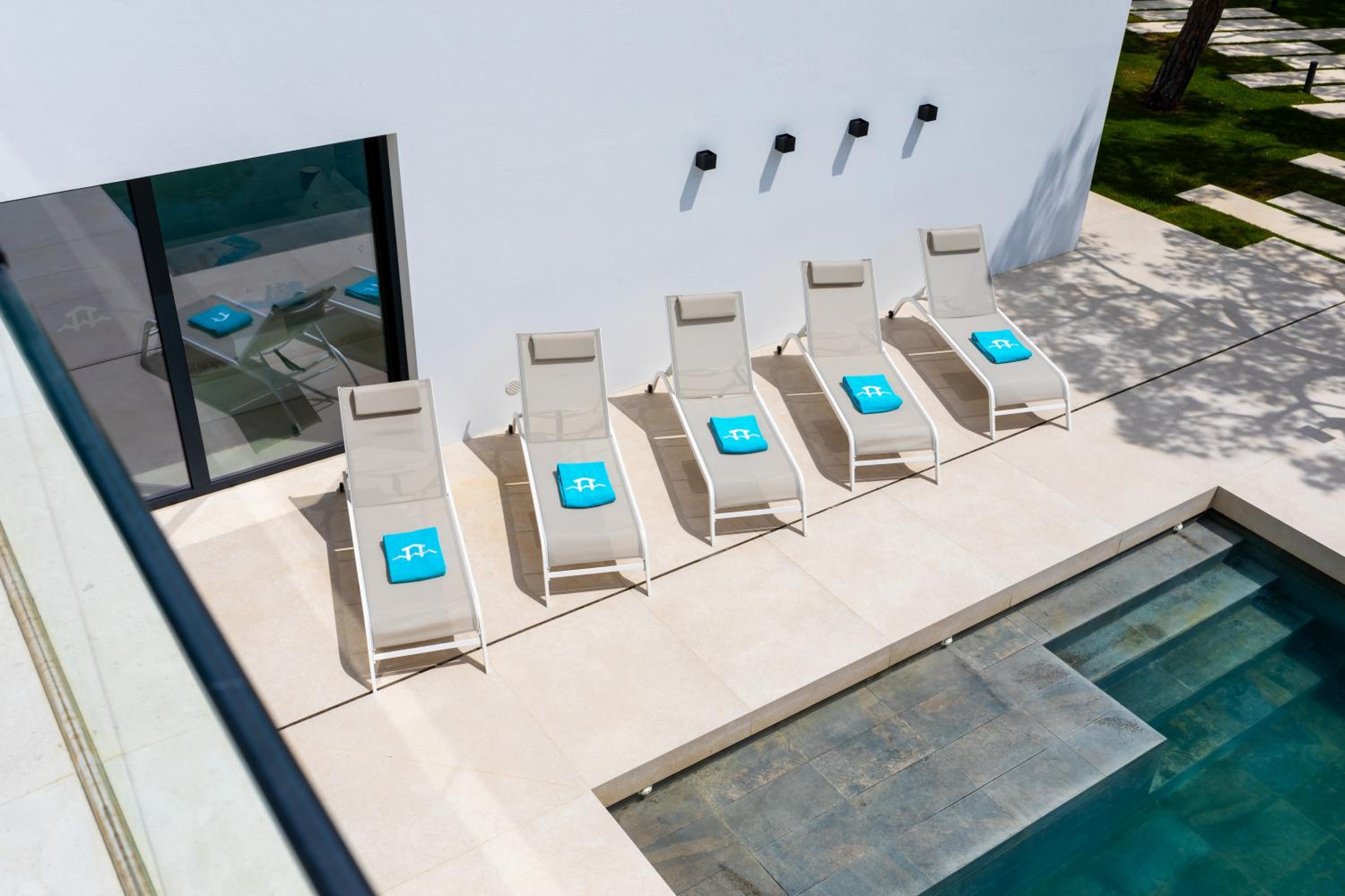 ALBA SEA VILLA