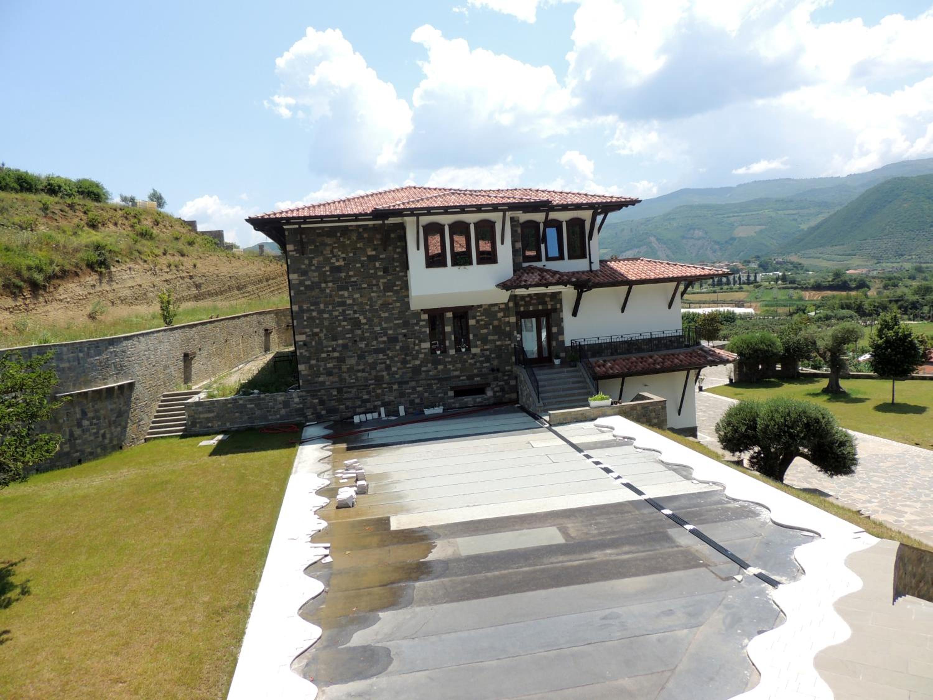 Pupa Winery Serene Stay