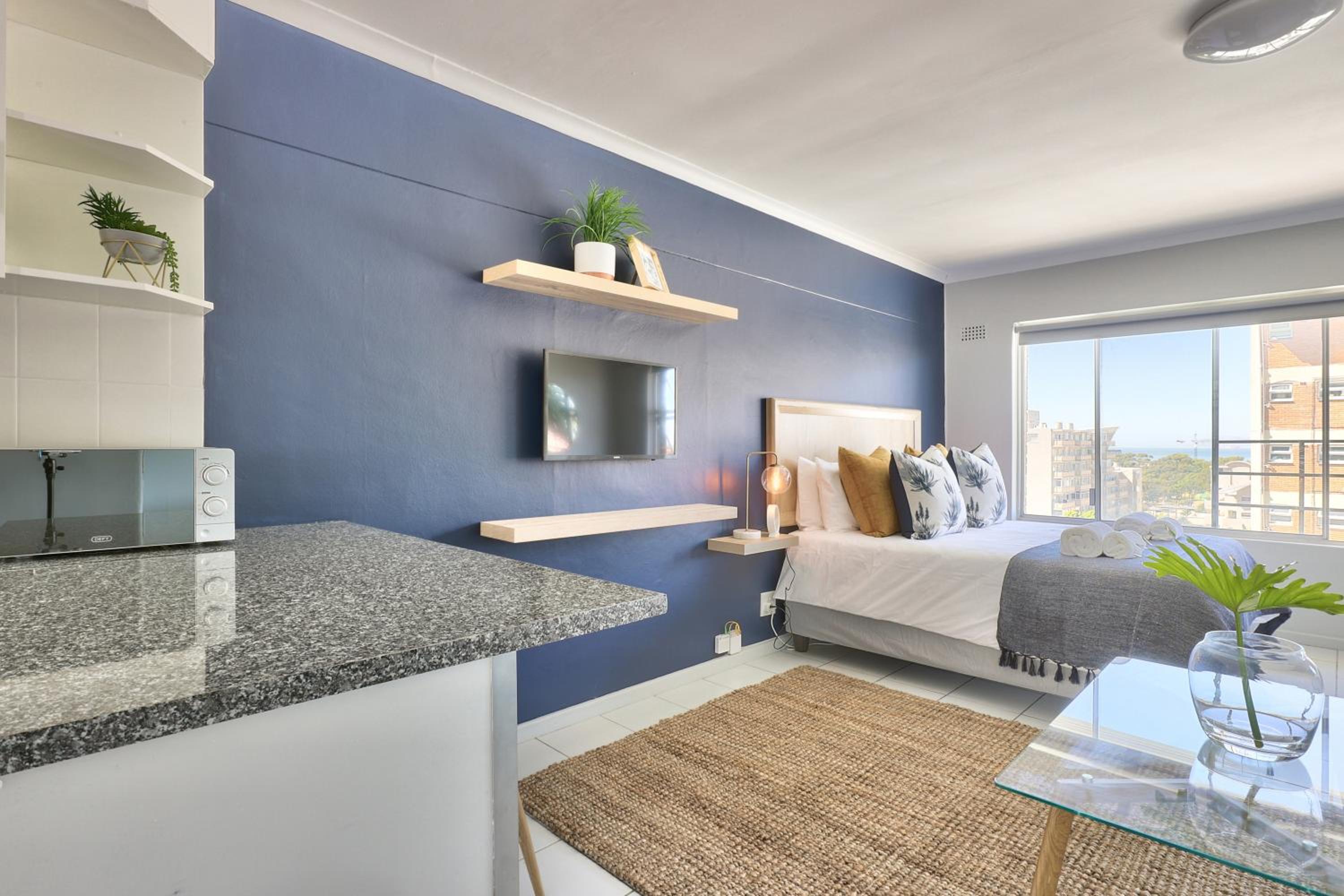 Cederberg Studio 19 in Green Point view 2