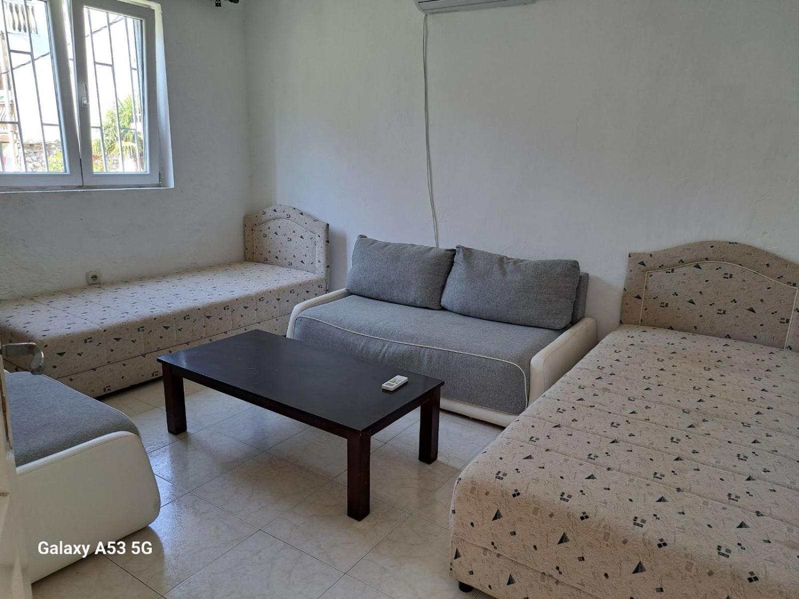 Sunny apartman view 3