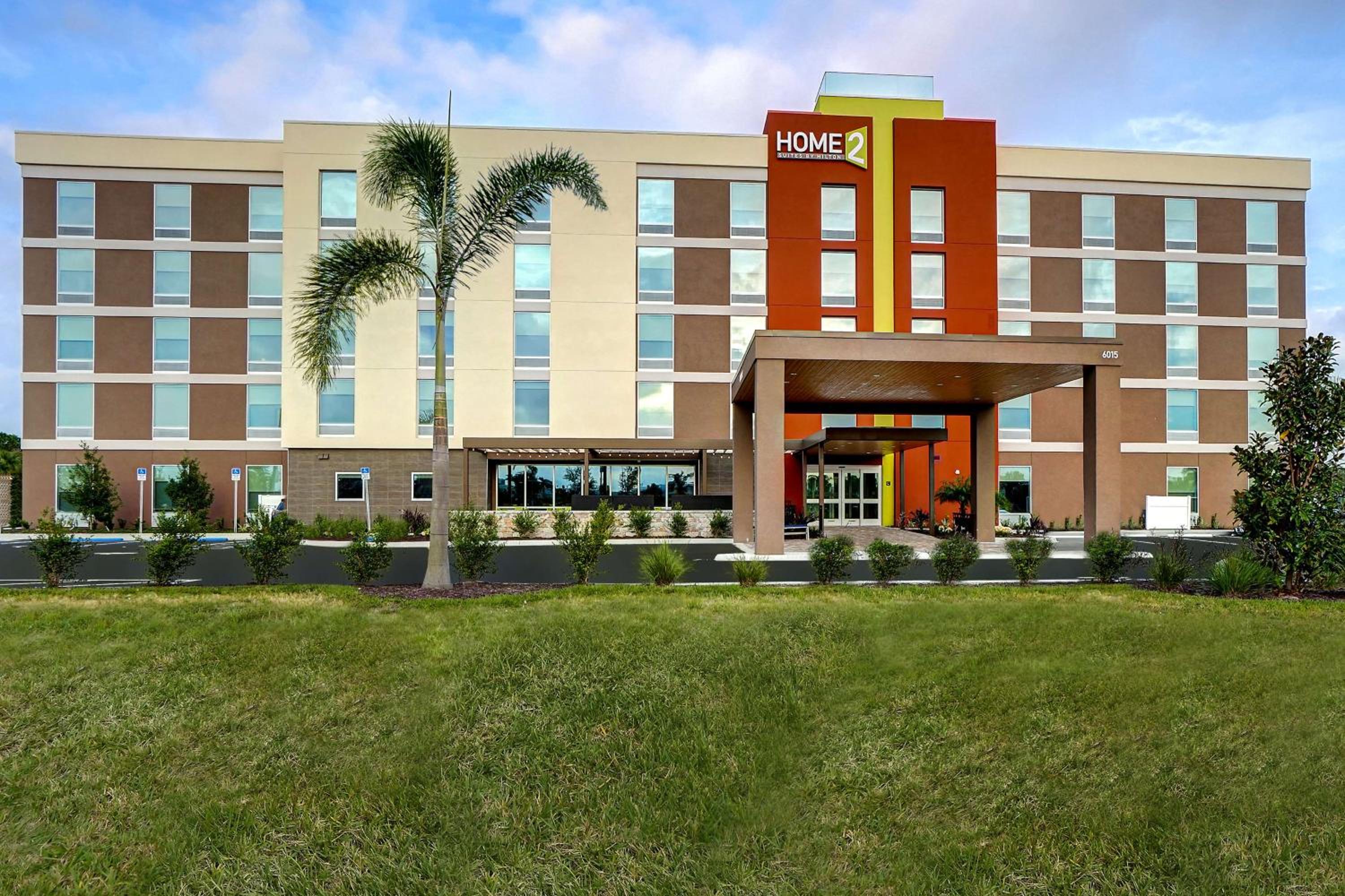Home2 Suites By Hilton Lakewood Ranch - Property Image 5