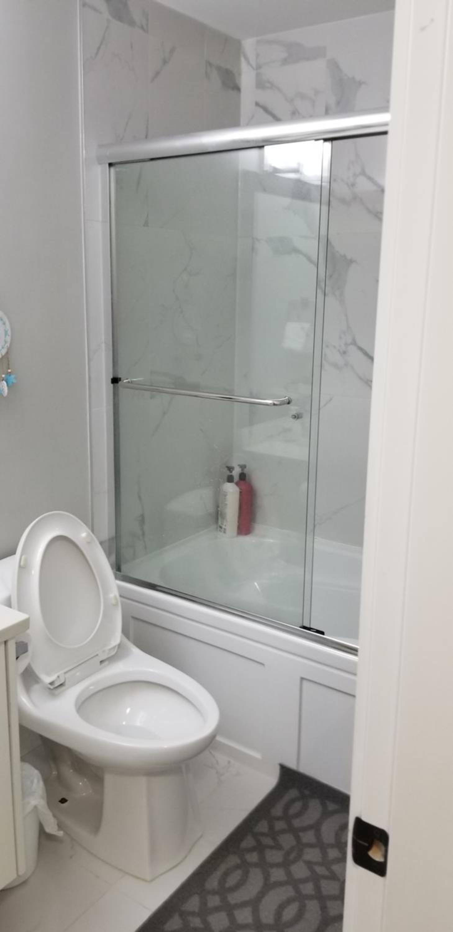 Spacious Basement Suite(Brand New) Self-contained