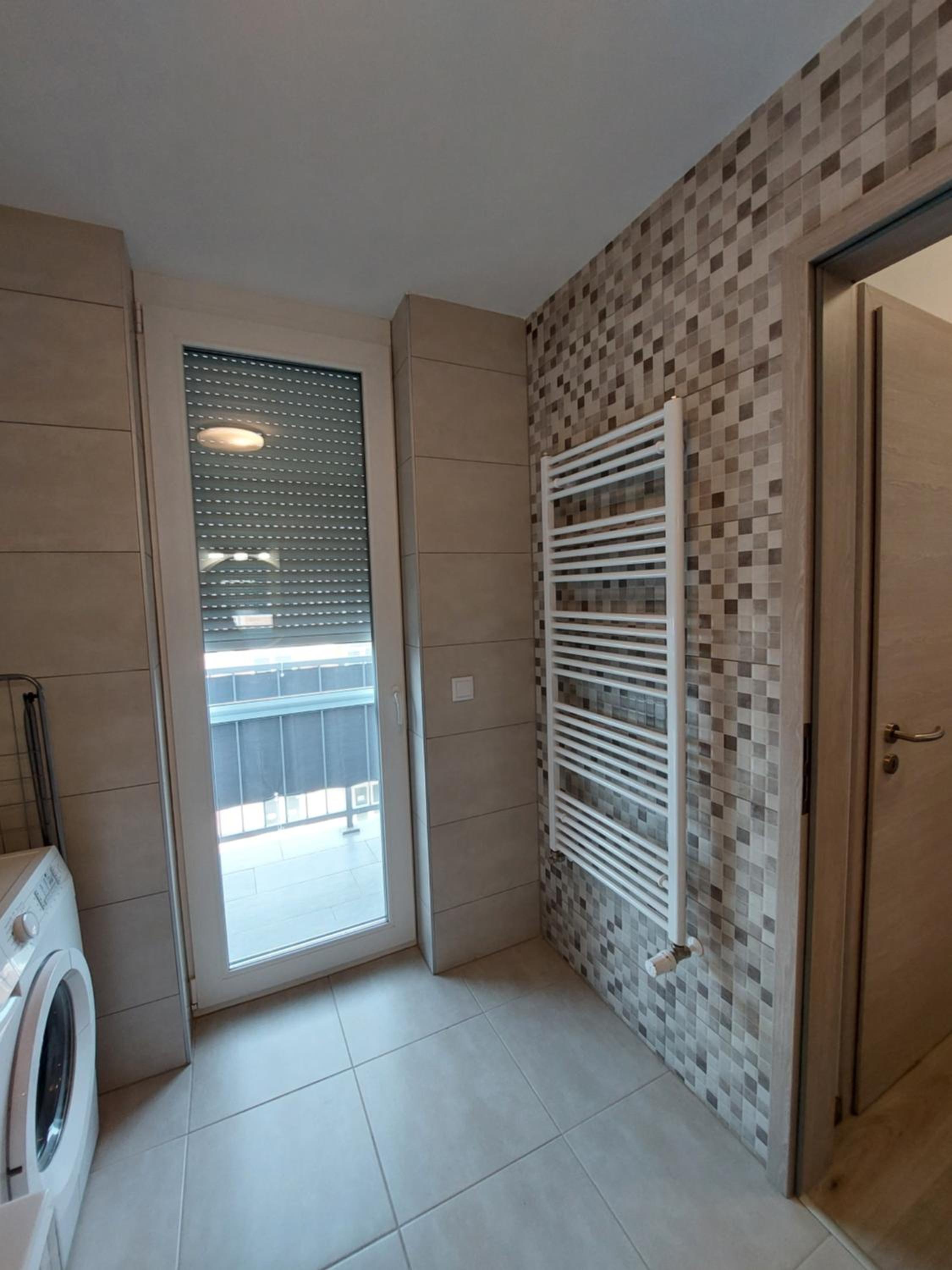 Happiness Apartman