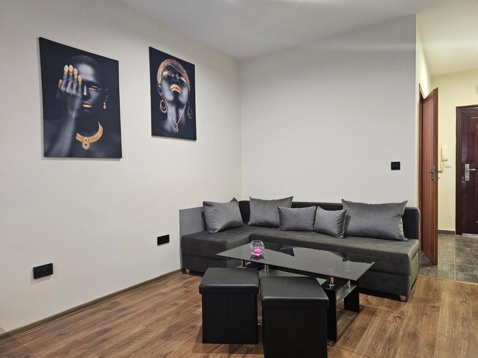 Studio MIRAGE