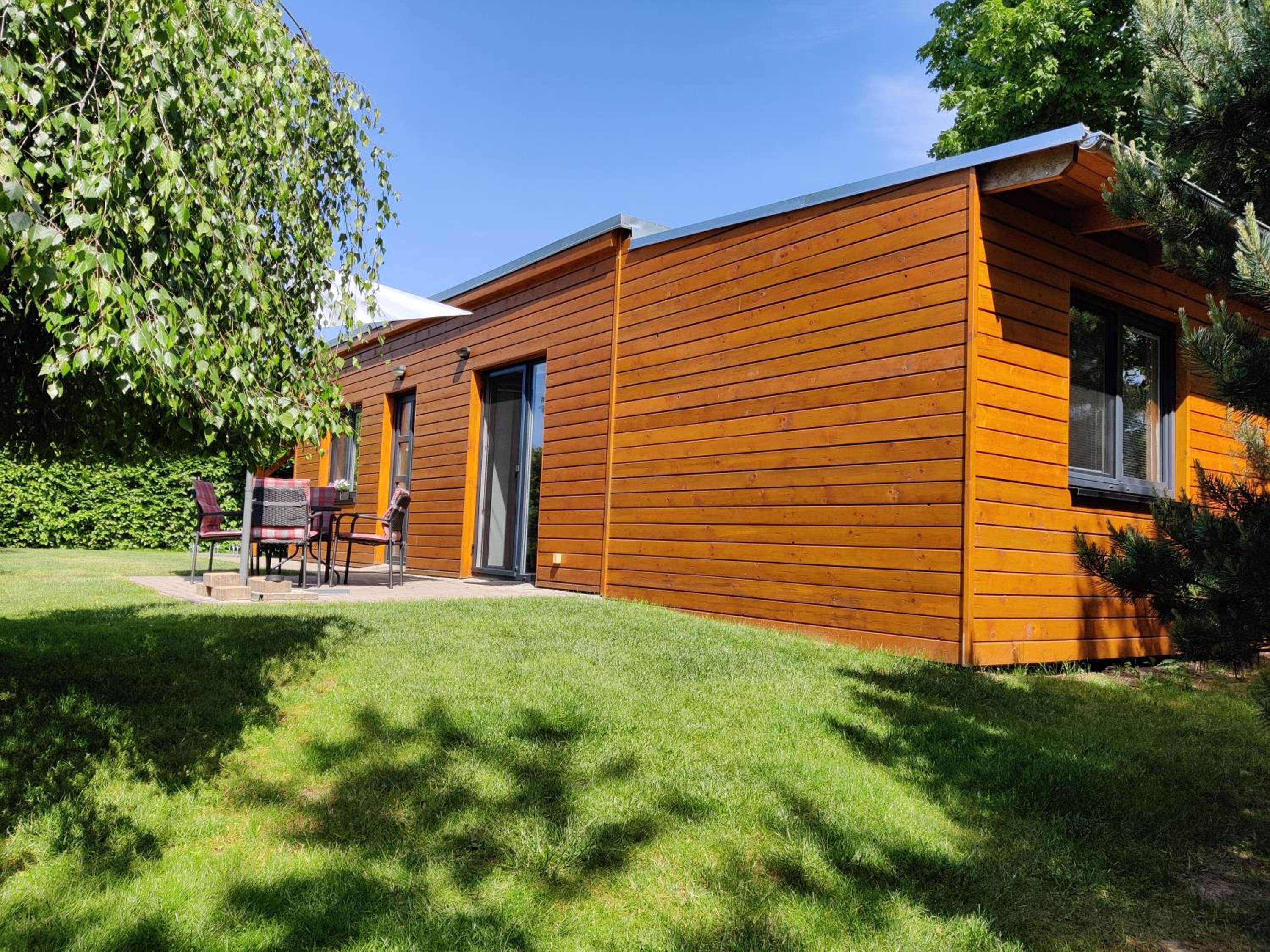 Apartman pod lipou - samostatny objekt - carport