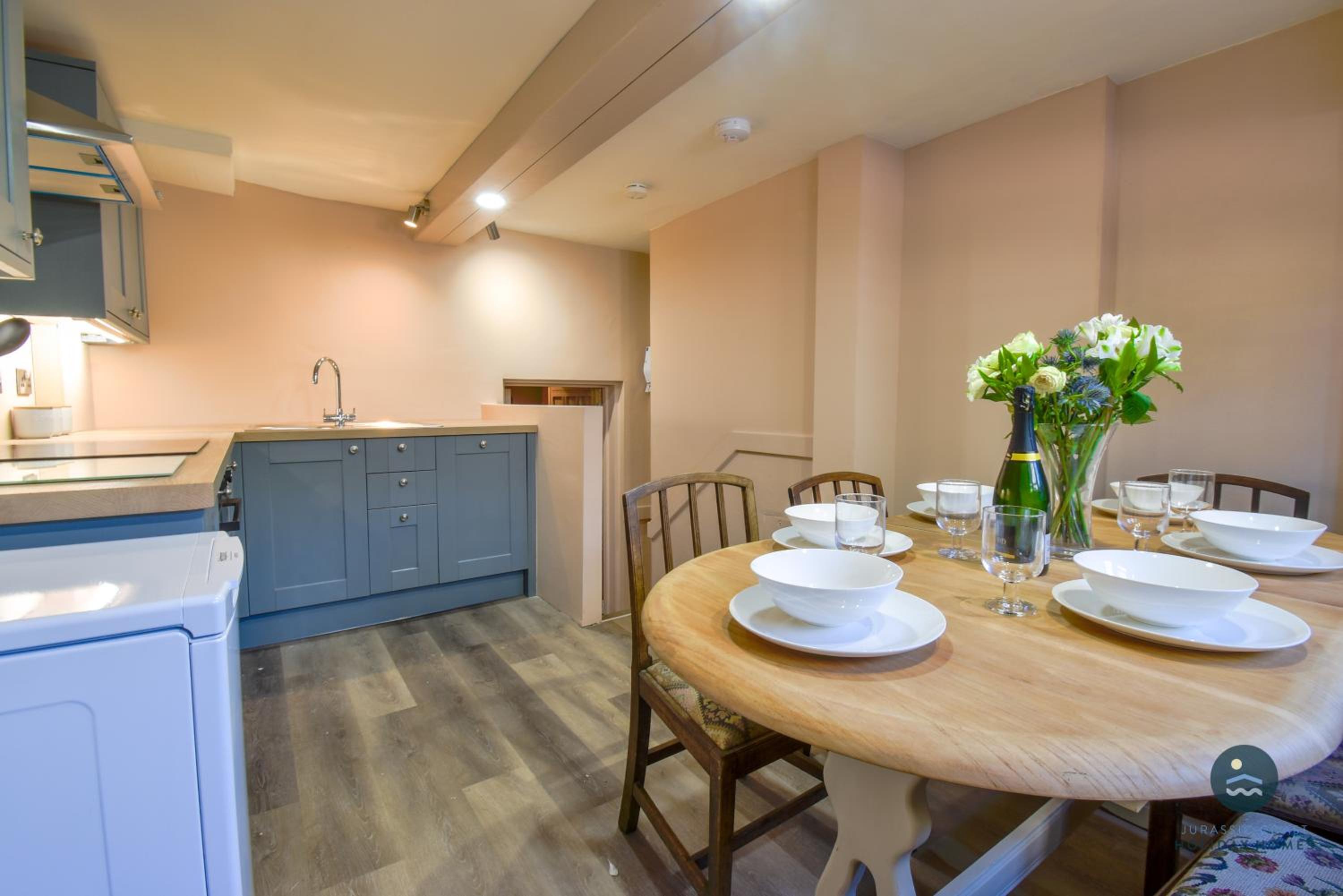Poxwell Manor West Wing - Exclusive Dorset Retreat view 5