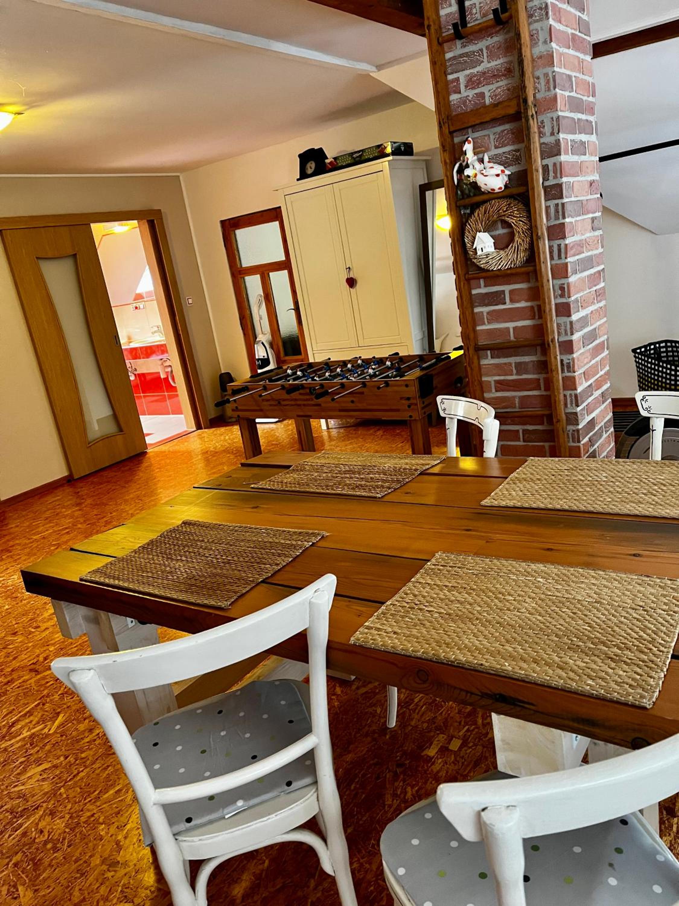 Apartmán na horách, Plešivec