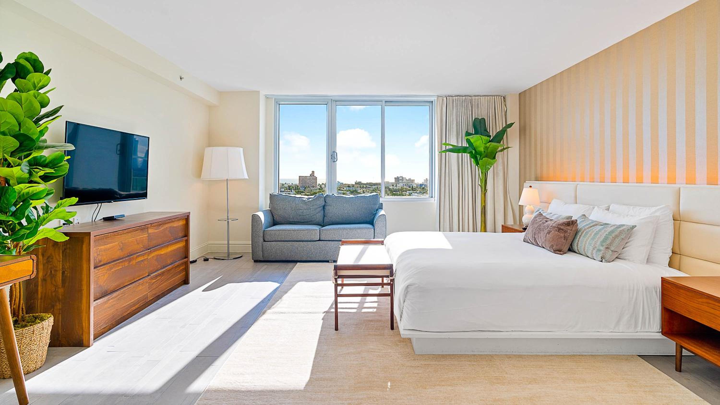 1100 West South Beach Luxe Miami Condos by Joe Semary view 4