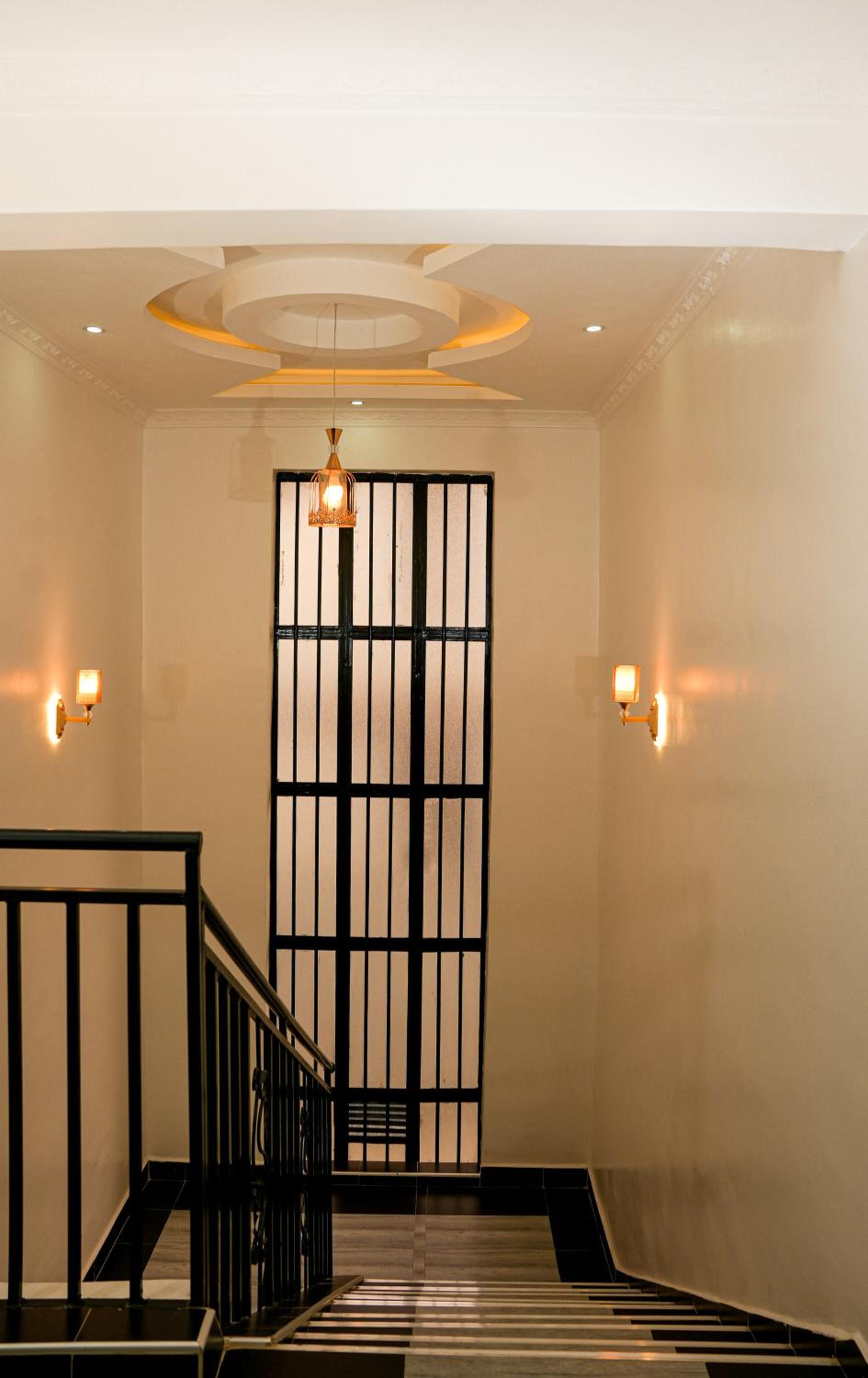 Advent Homes on Moi South lake road, Villa View Estate view 4