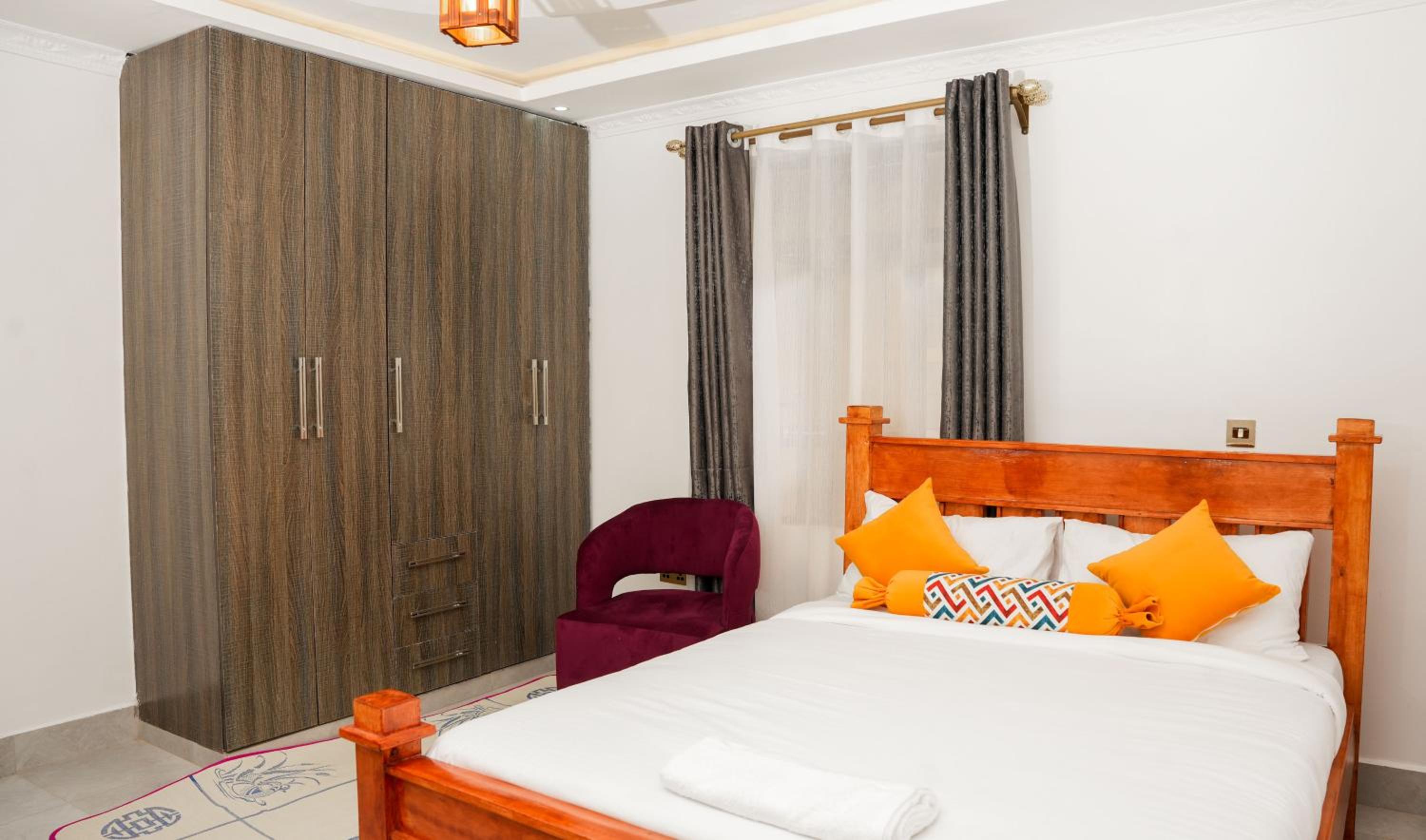 Advent Homes on Moi South lake road, Villa View Estate view 2