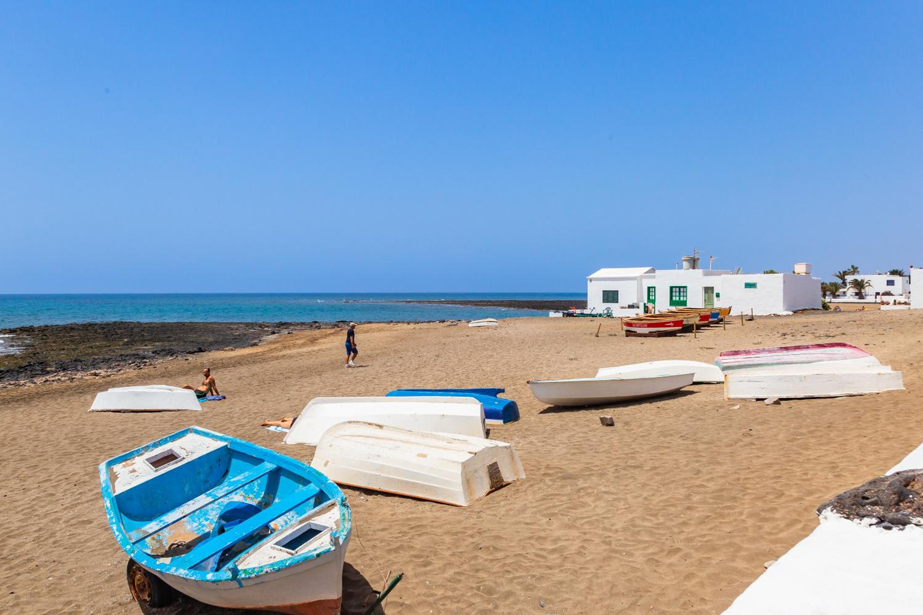 Eslanzarote TANA HOUSE, super wifi, Tv satélite, Bbq view 4