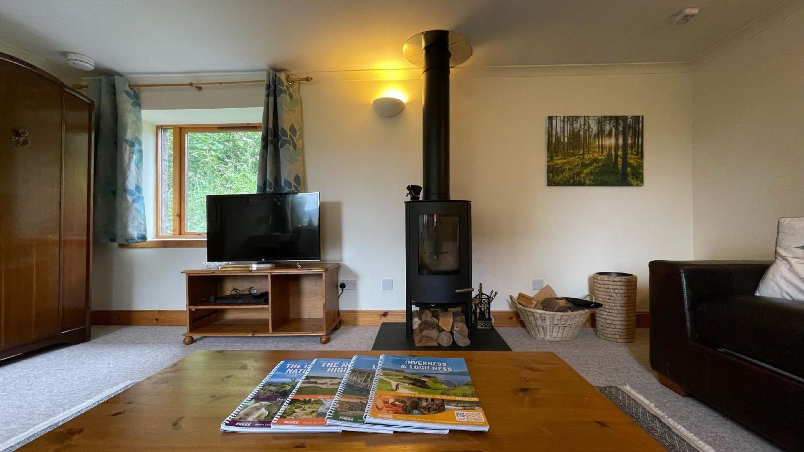 Kerrowdown Cottage-Self Catering for 4 in the Highlands view 2