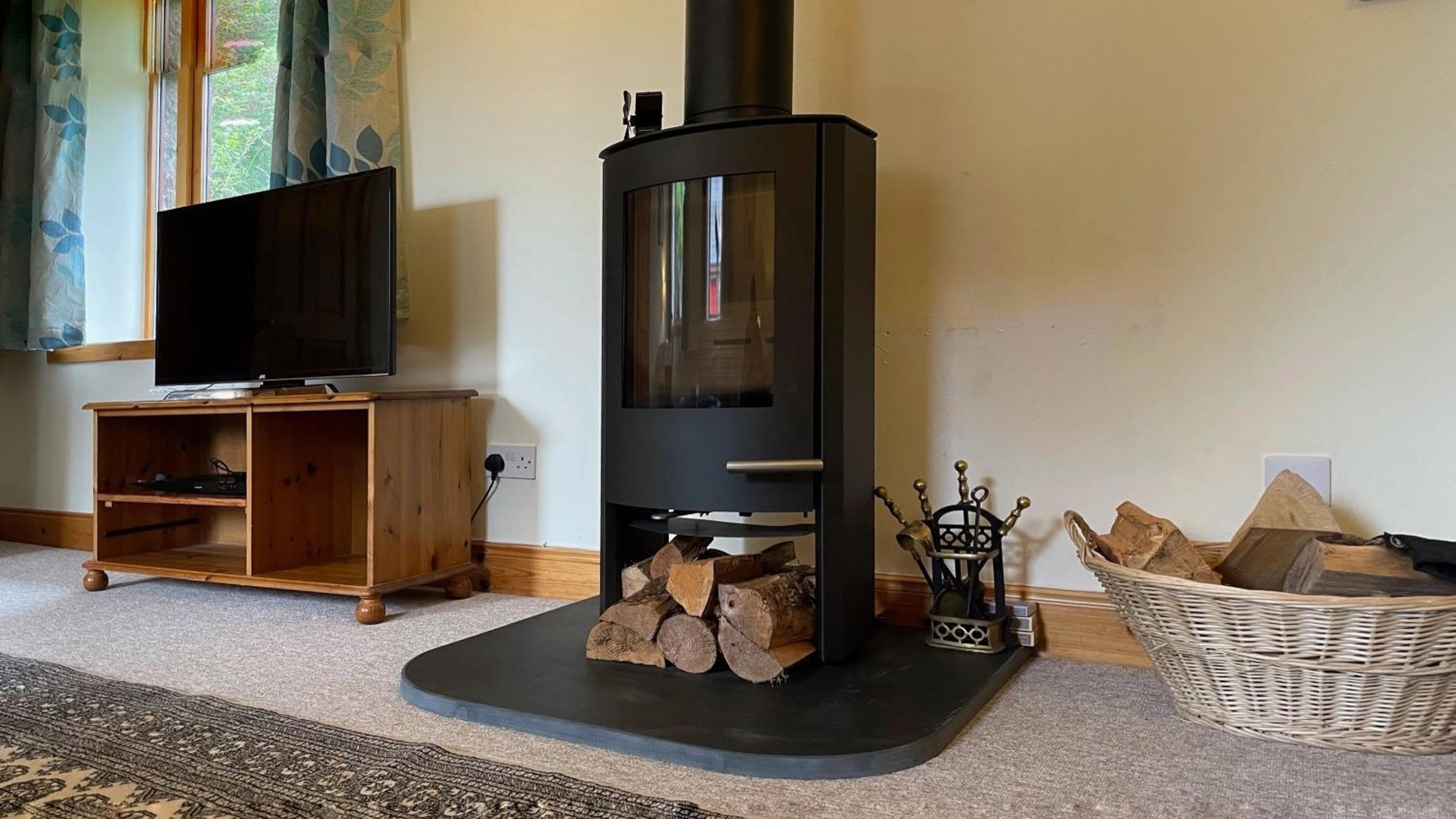 Kerrowdown Cottage-Self Catering for 4 in the Highlands view 4