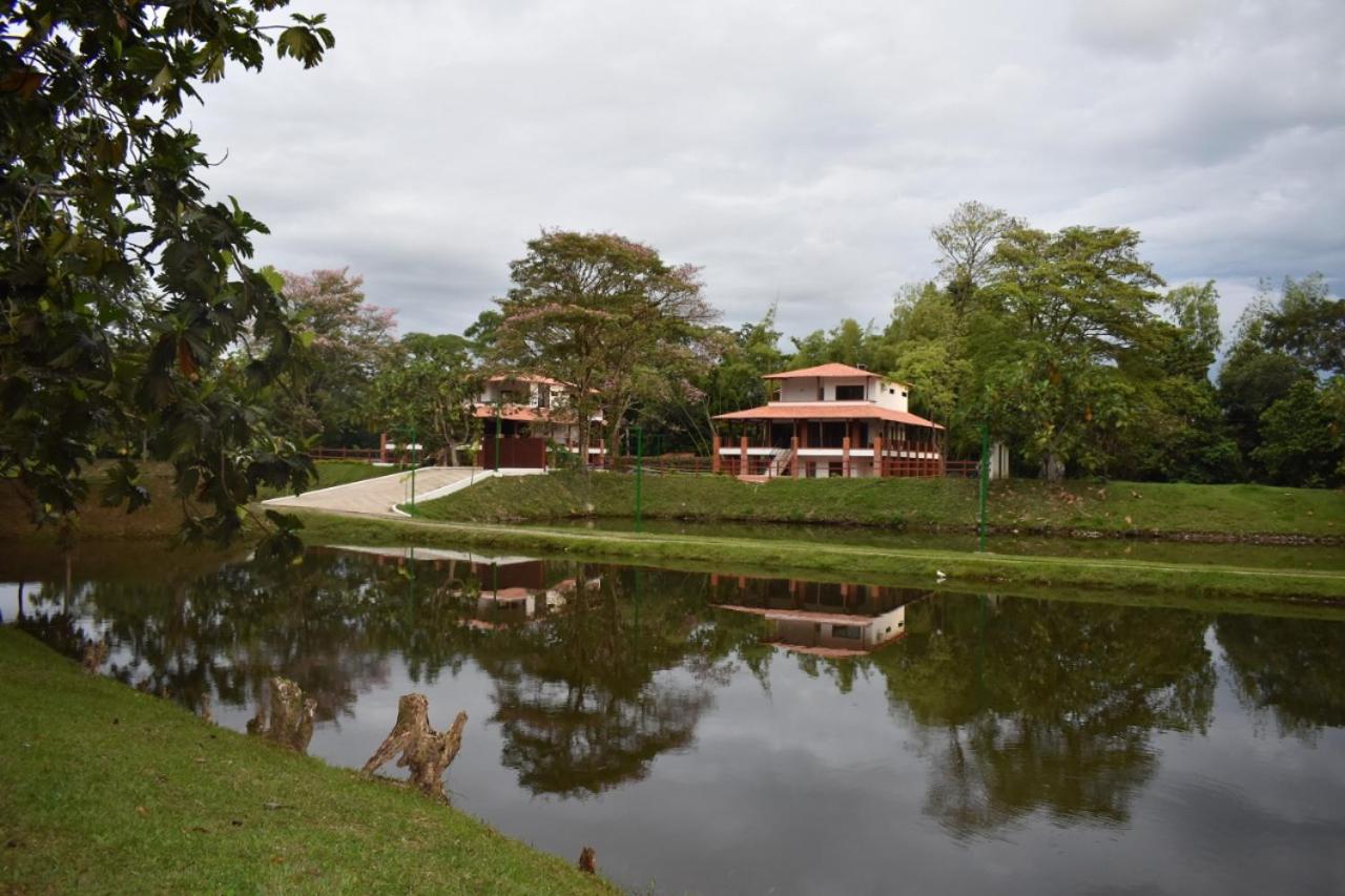 Casa hotel la Cachamera
