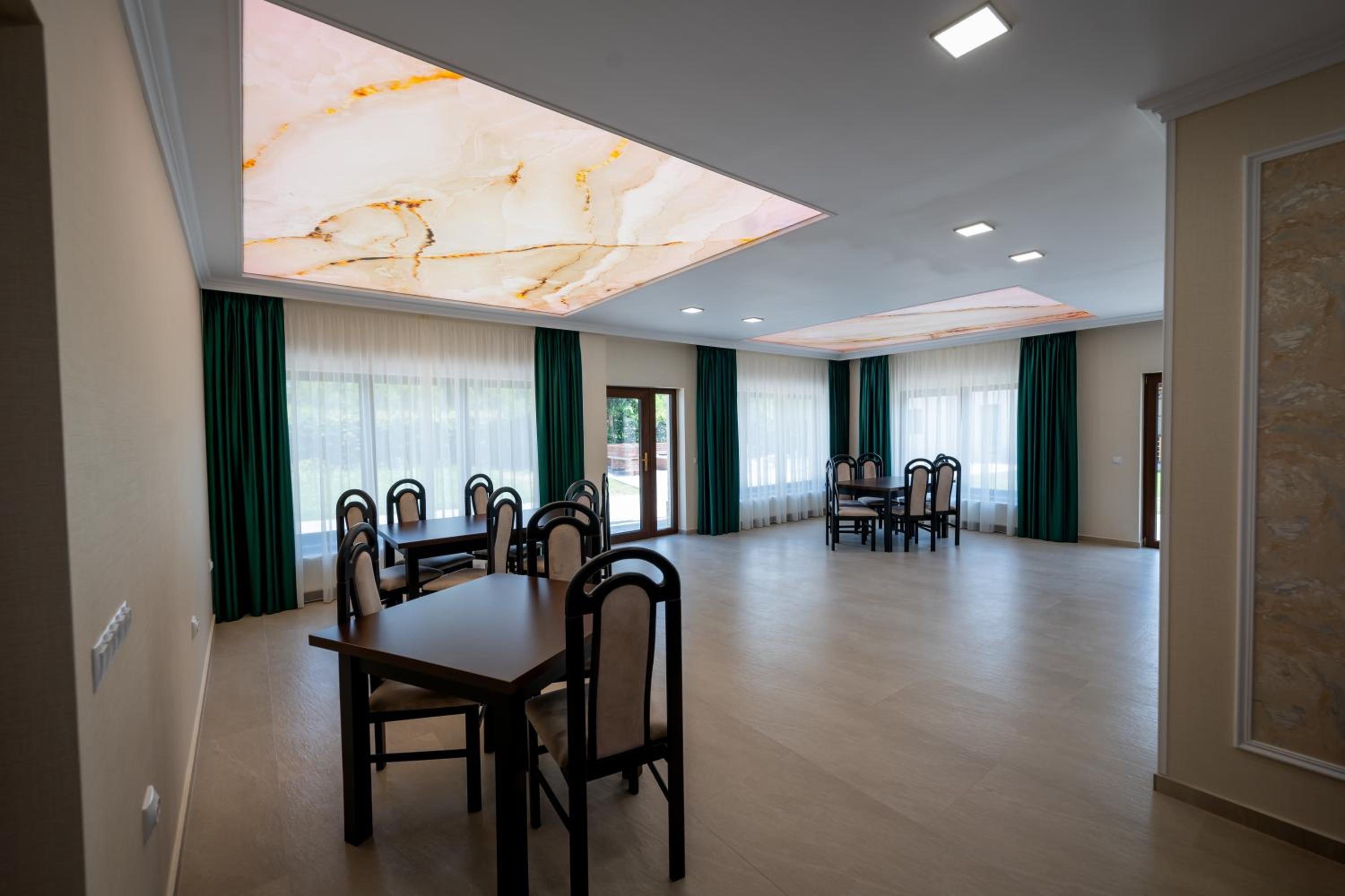 Evergreen Chalet